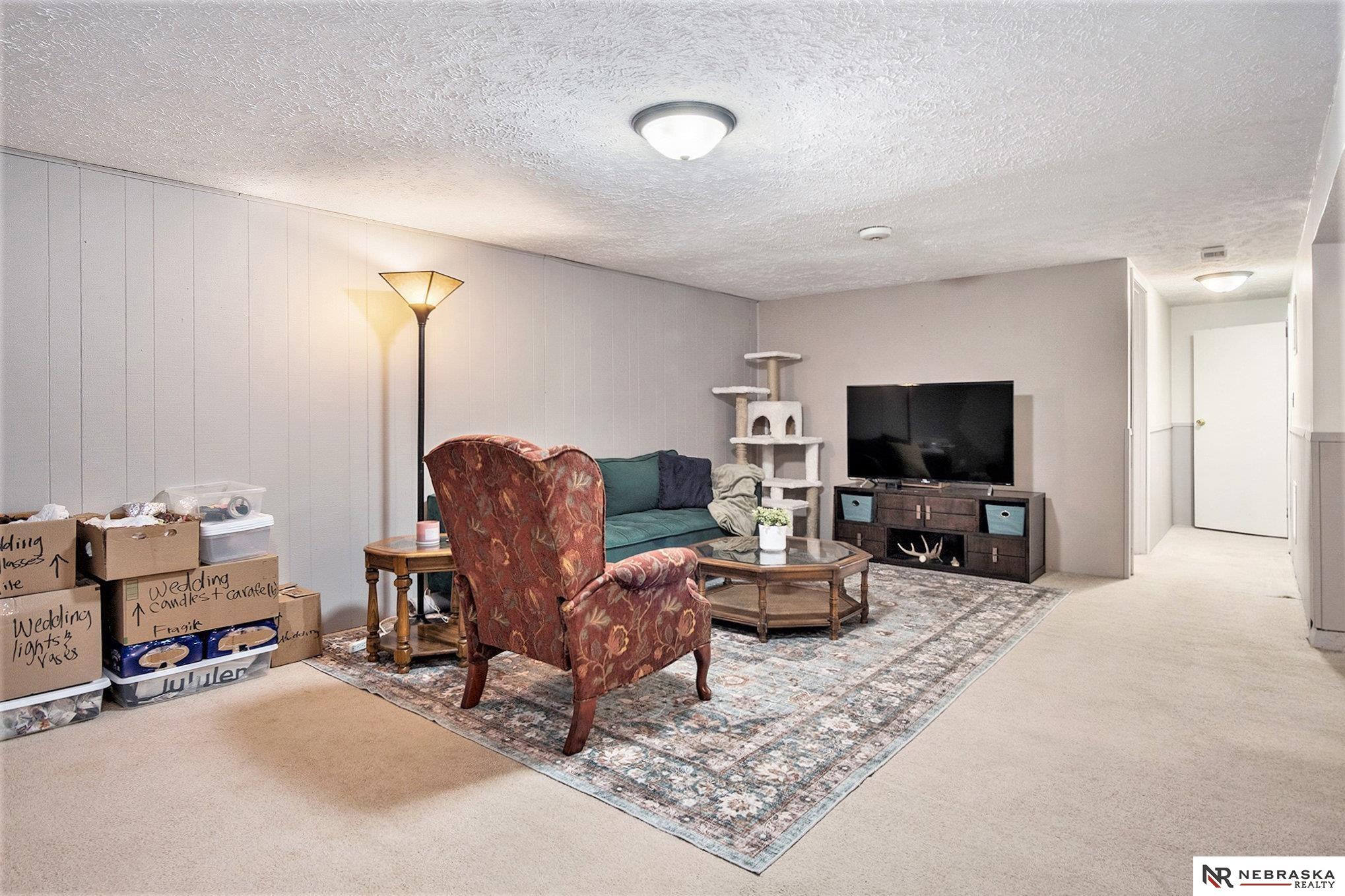 2930 Constable Avenue