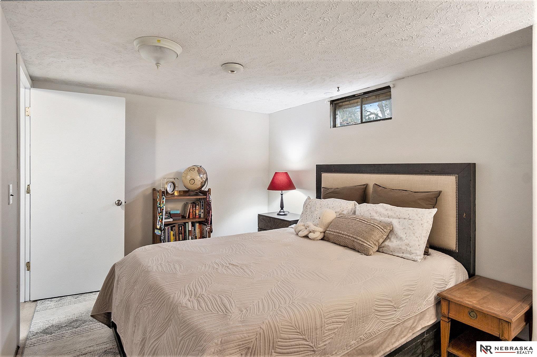 2930 Constable Avenue