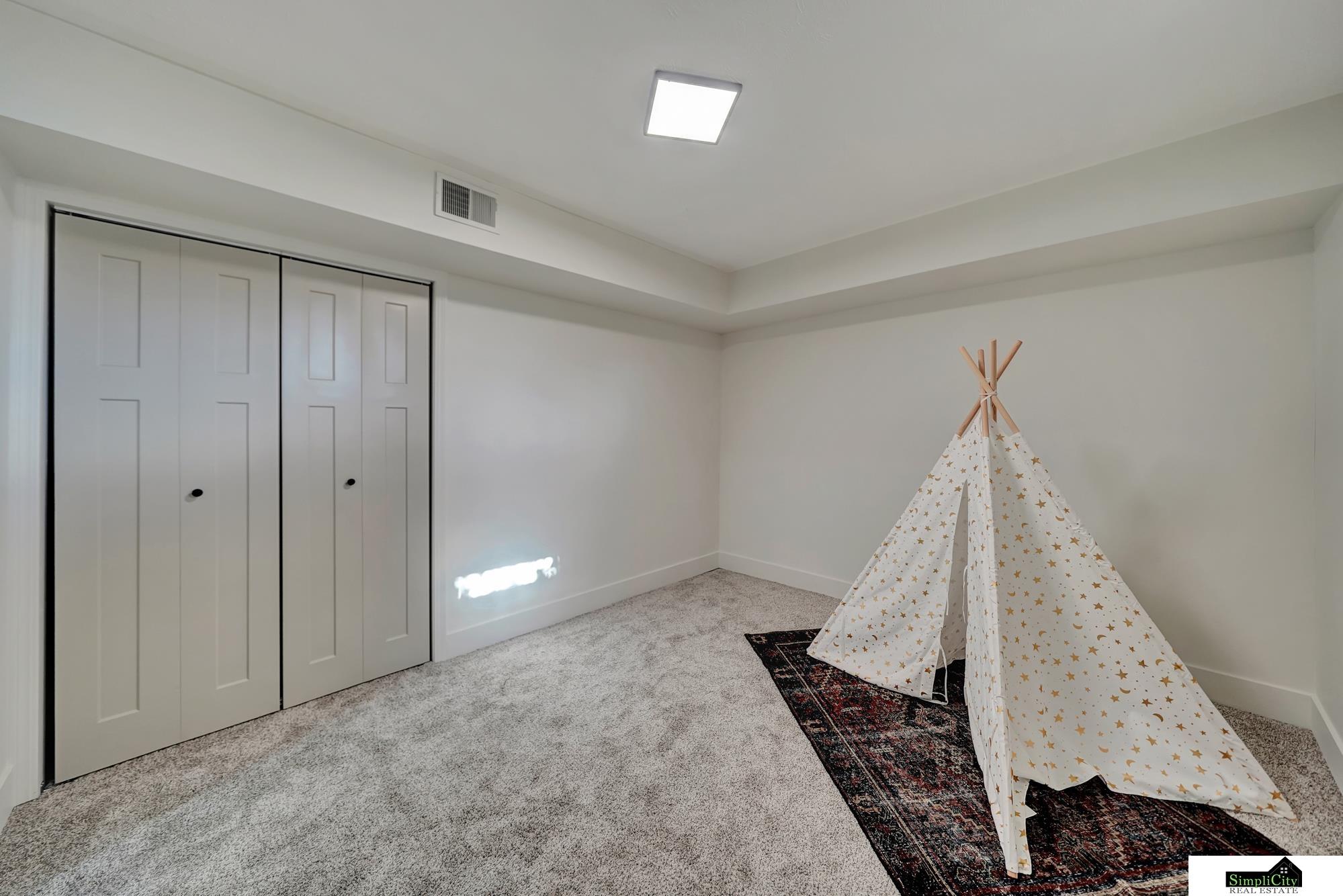 1811 Montclair Drive