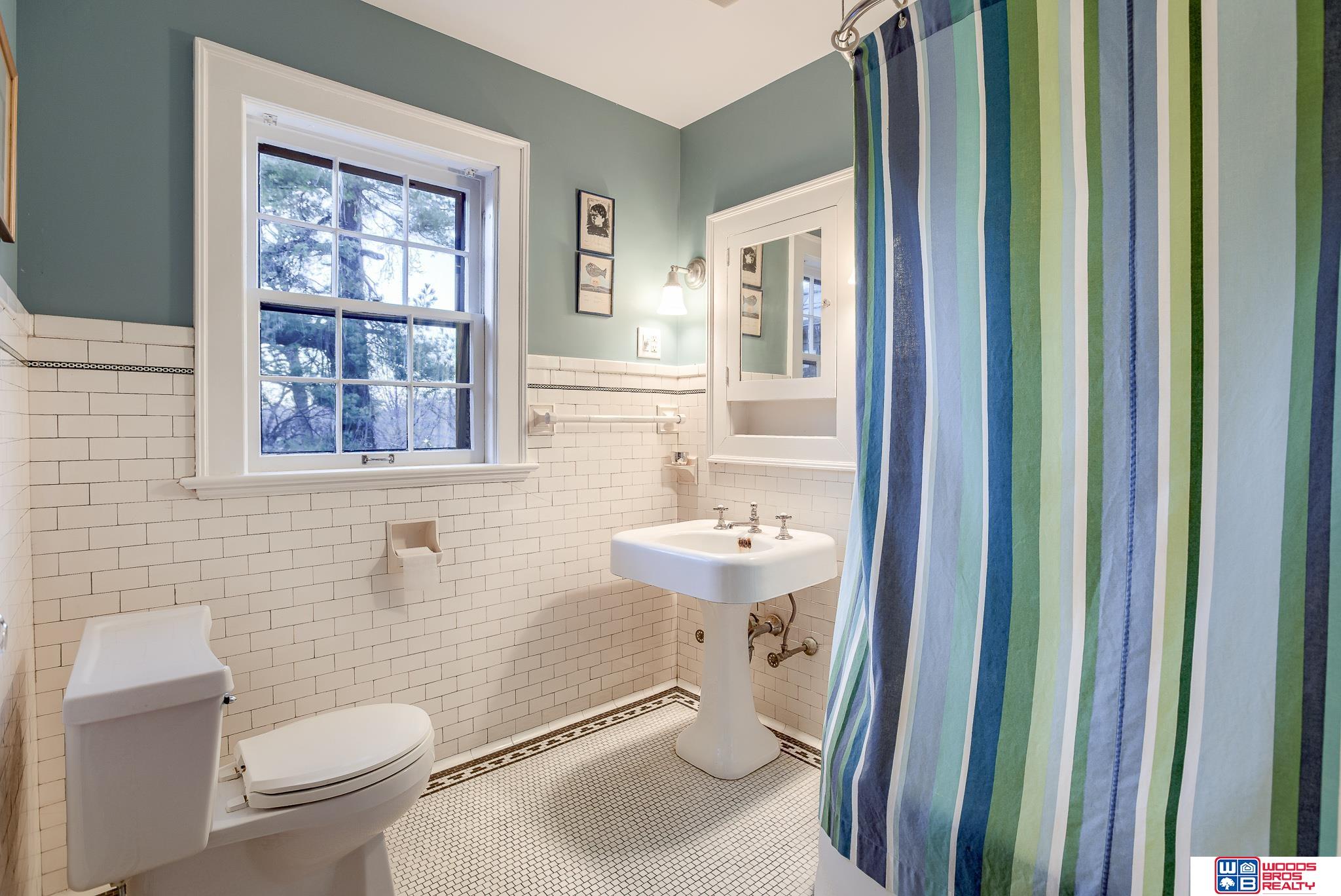 2819 Van Dorn Street