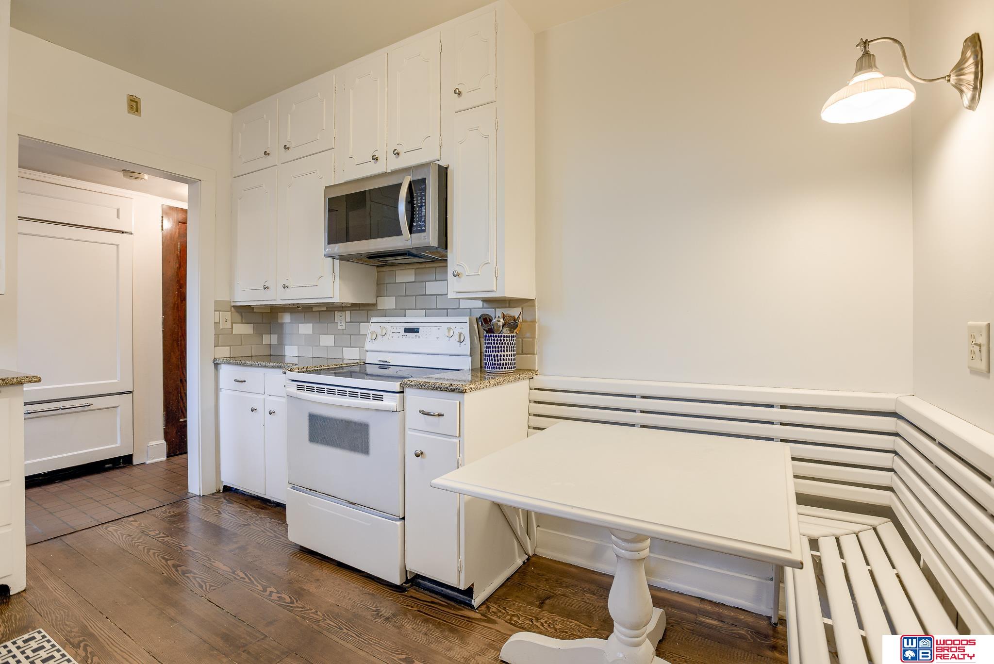 2819 Van Dorn Street