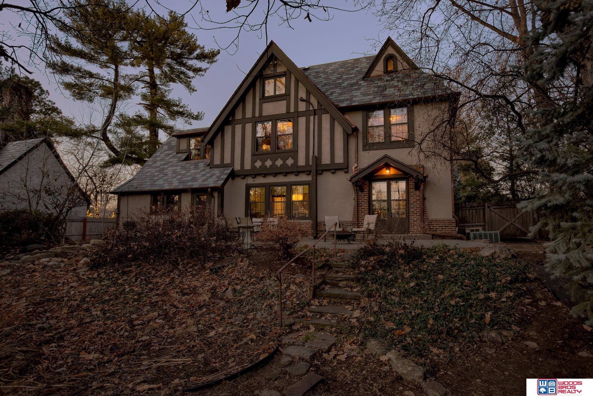 2819 Van Dorn Street