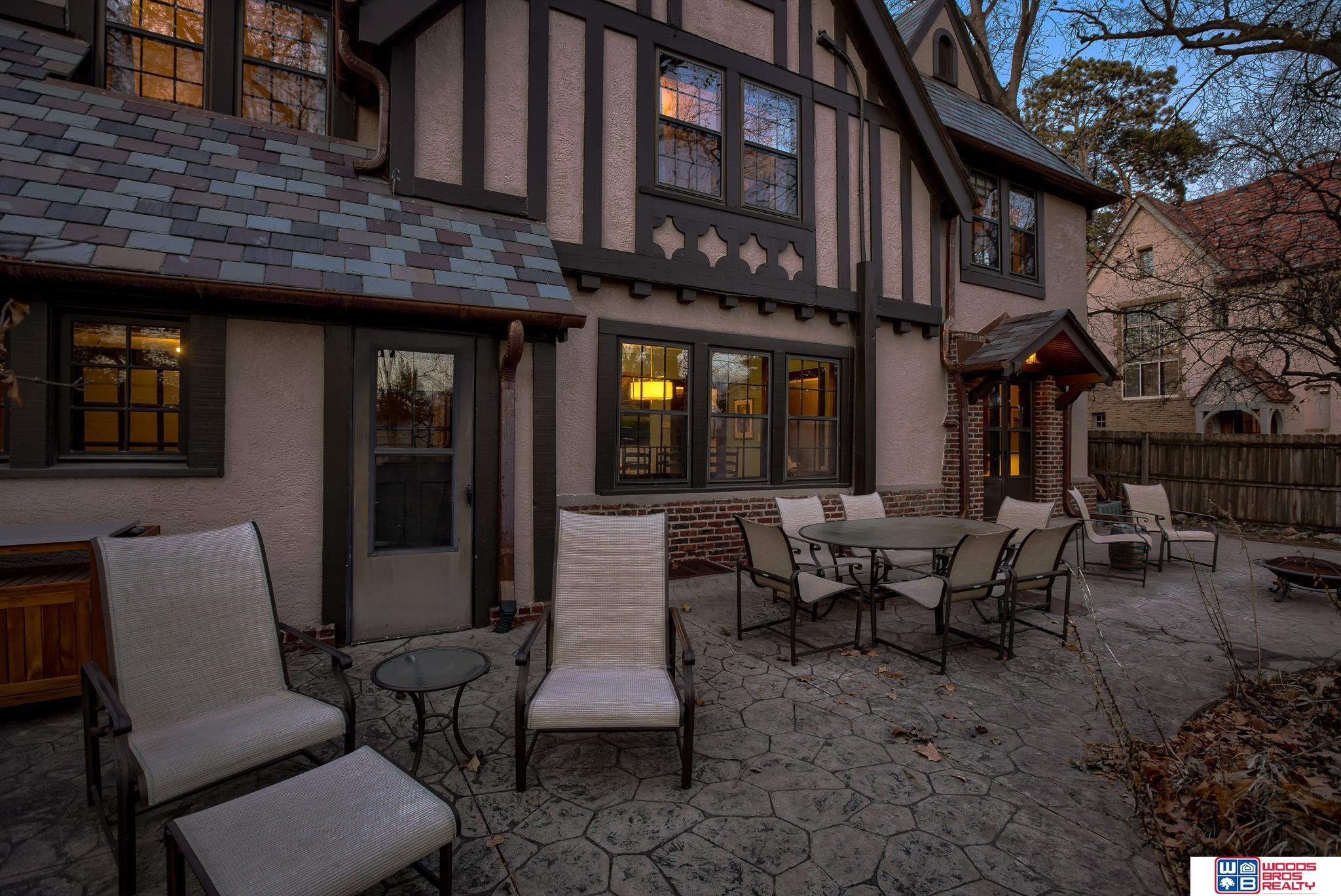 2819 Van Dorn Street