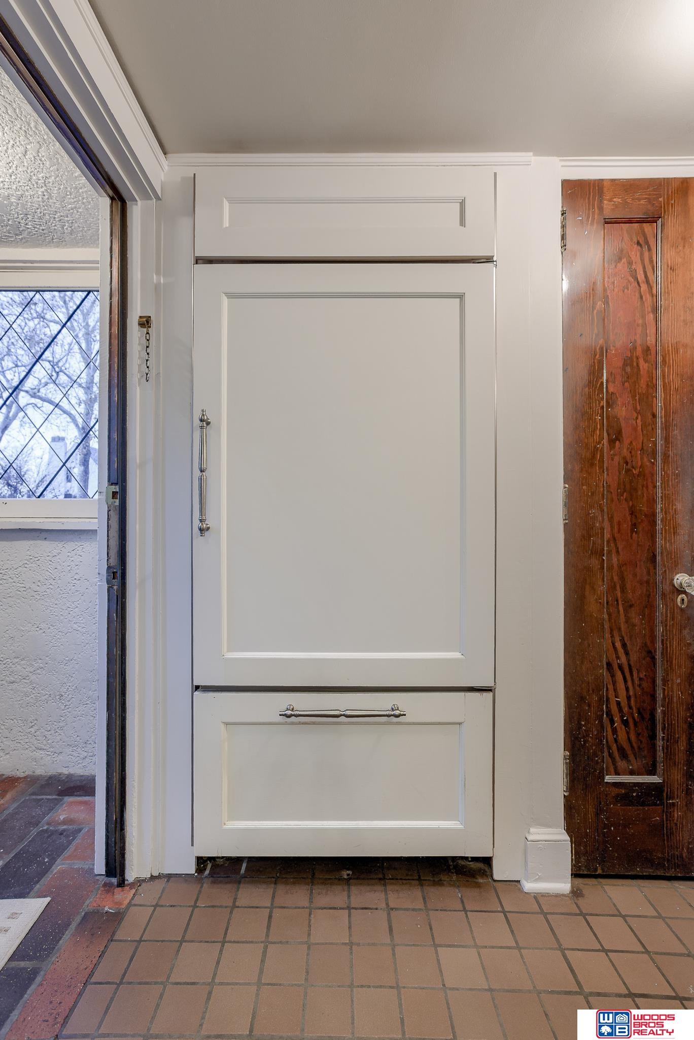 2819 Van Dorn Street