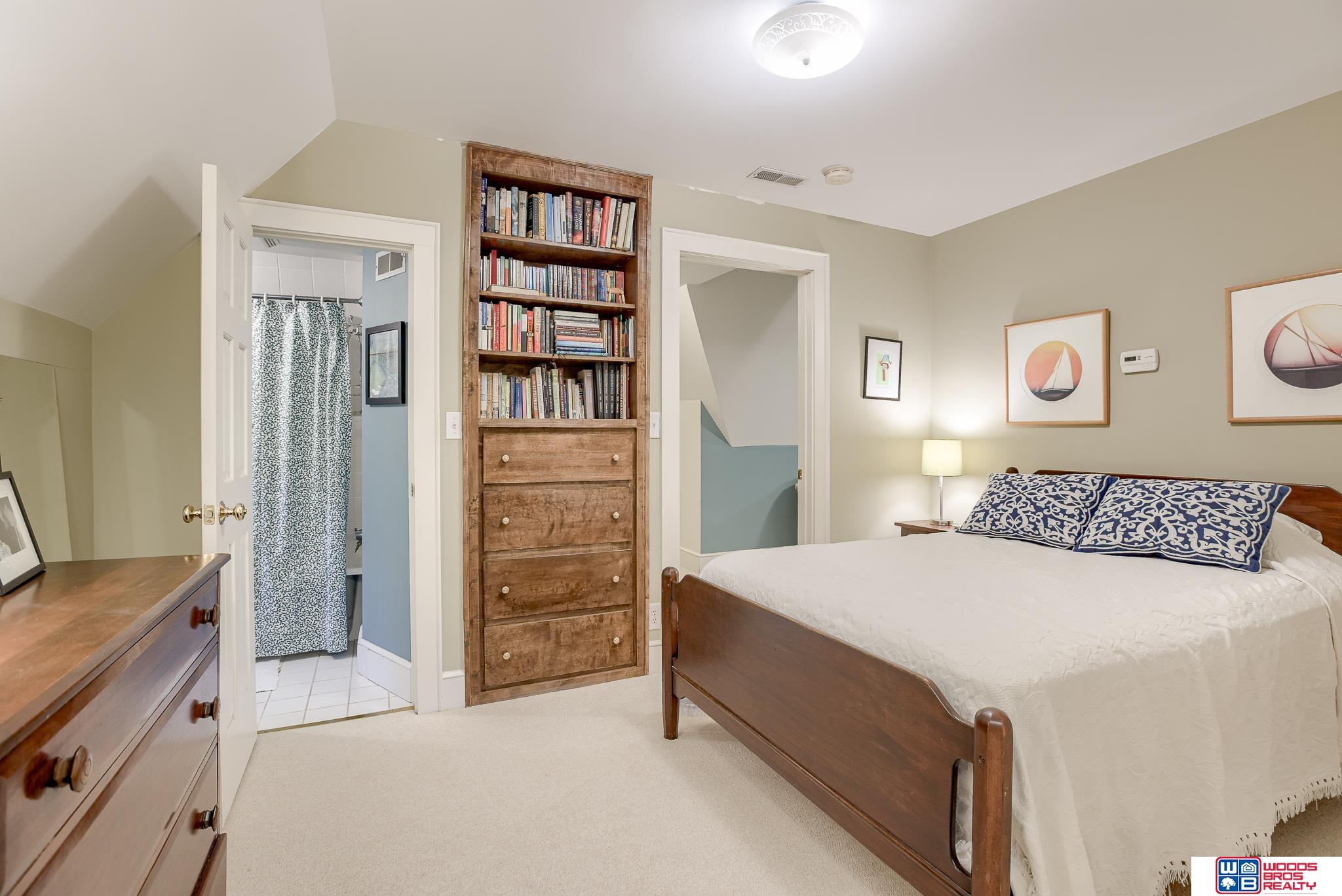 2819 Van Dorn Street