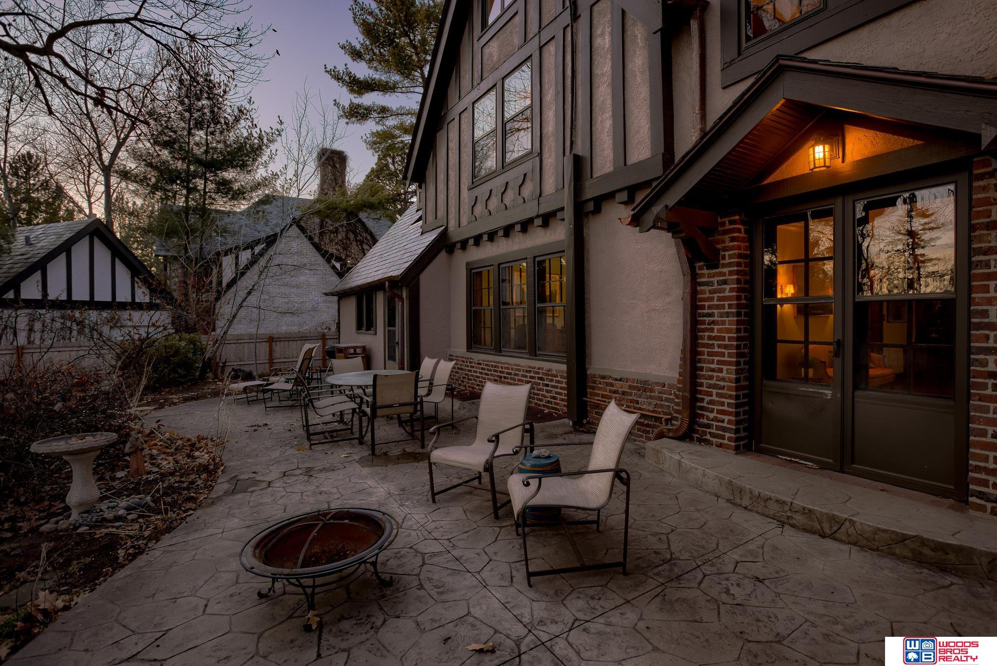 2819 Van Dorn Street