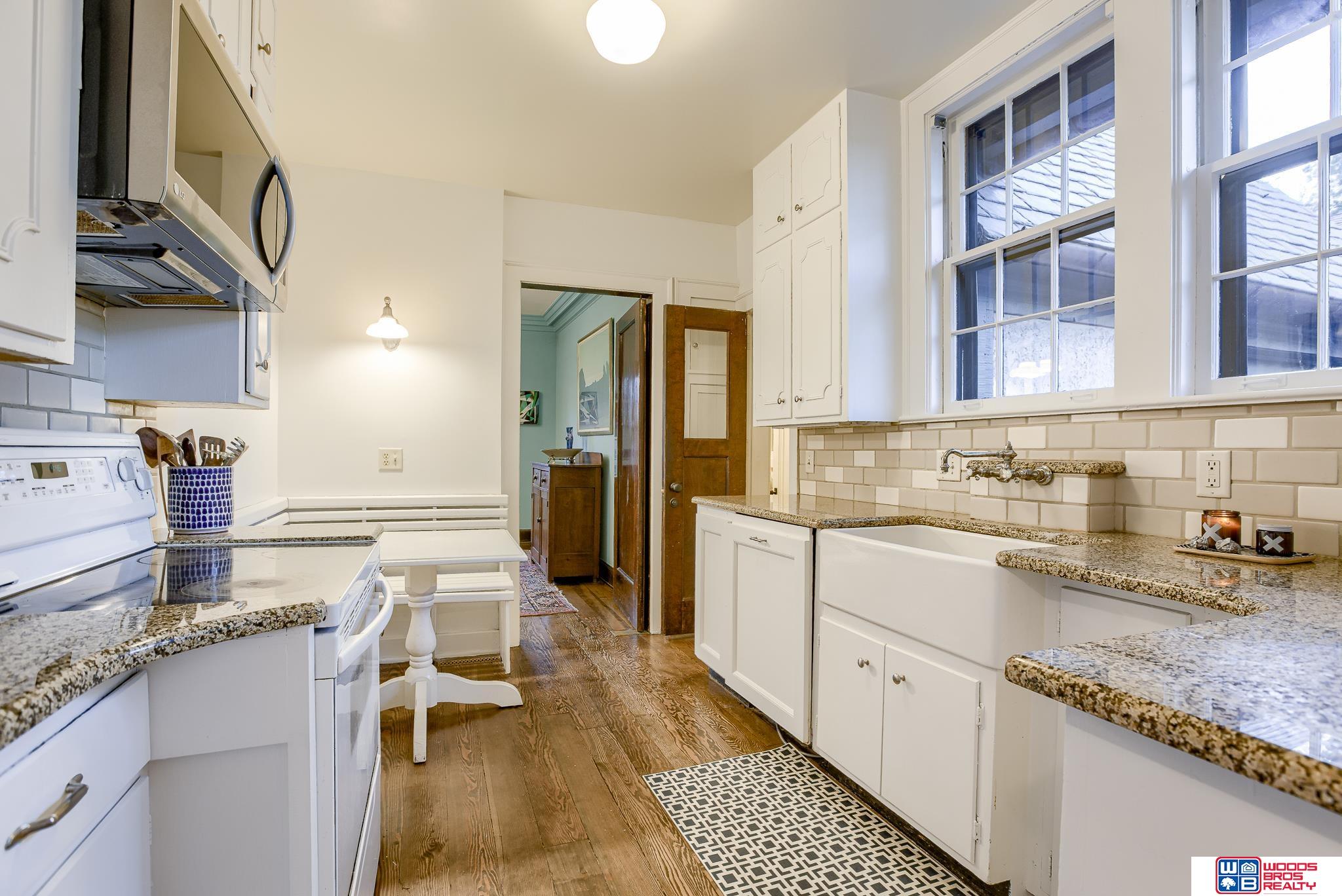 2819 Van Dorn Street