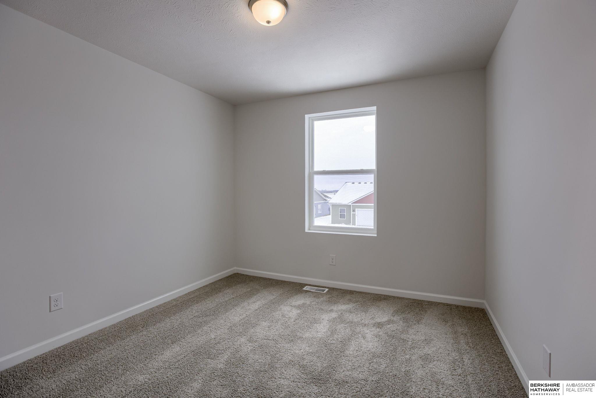 2141 N Aaron Way