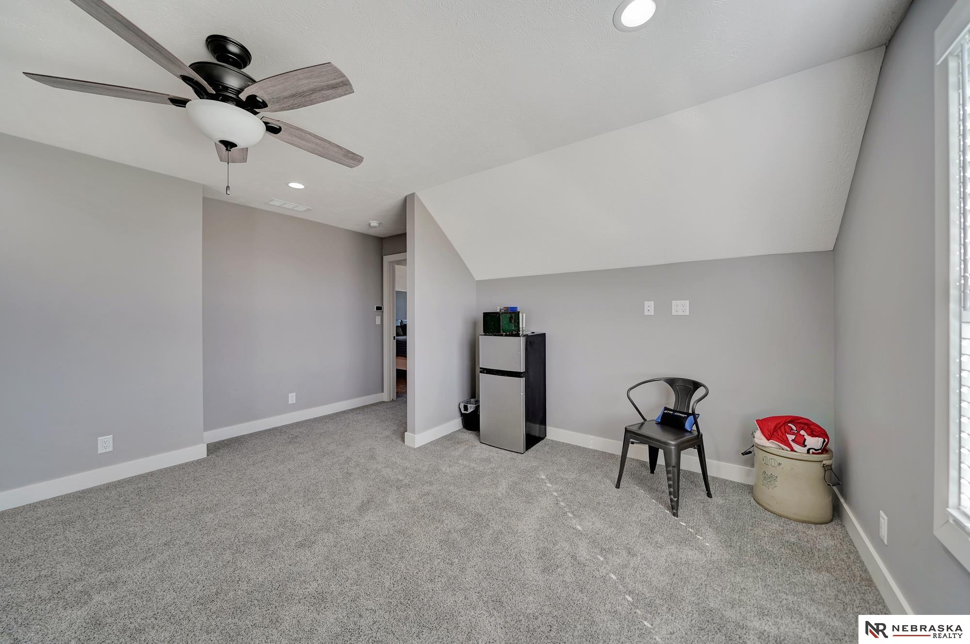 9610 Raymond Road