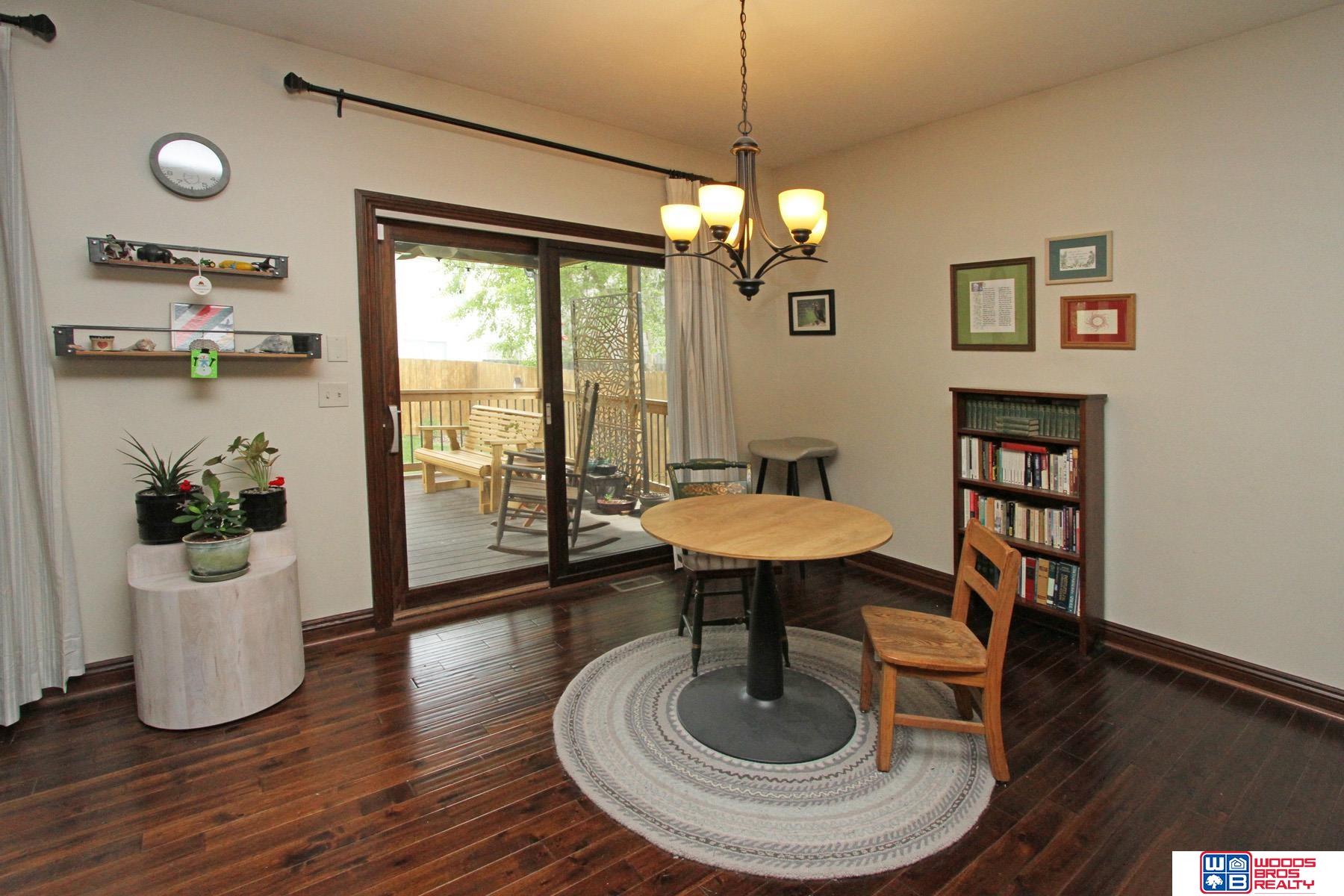 2736 Shadowbrook Drive