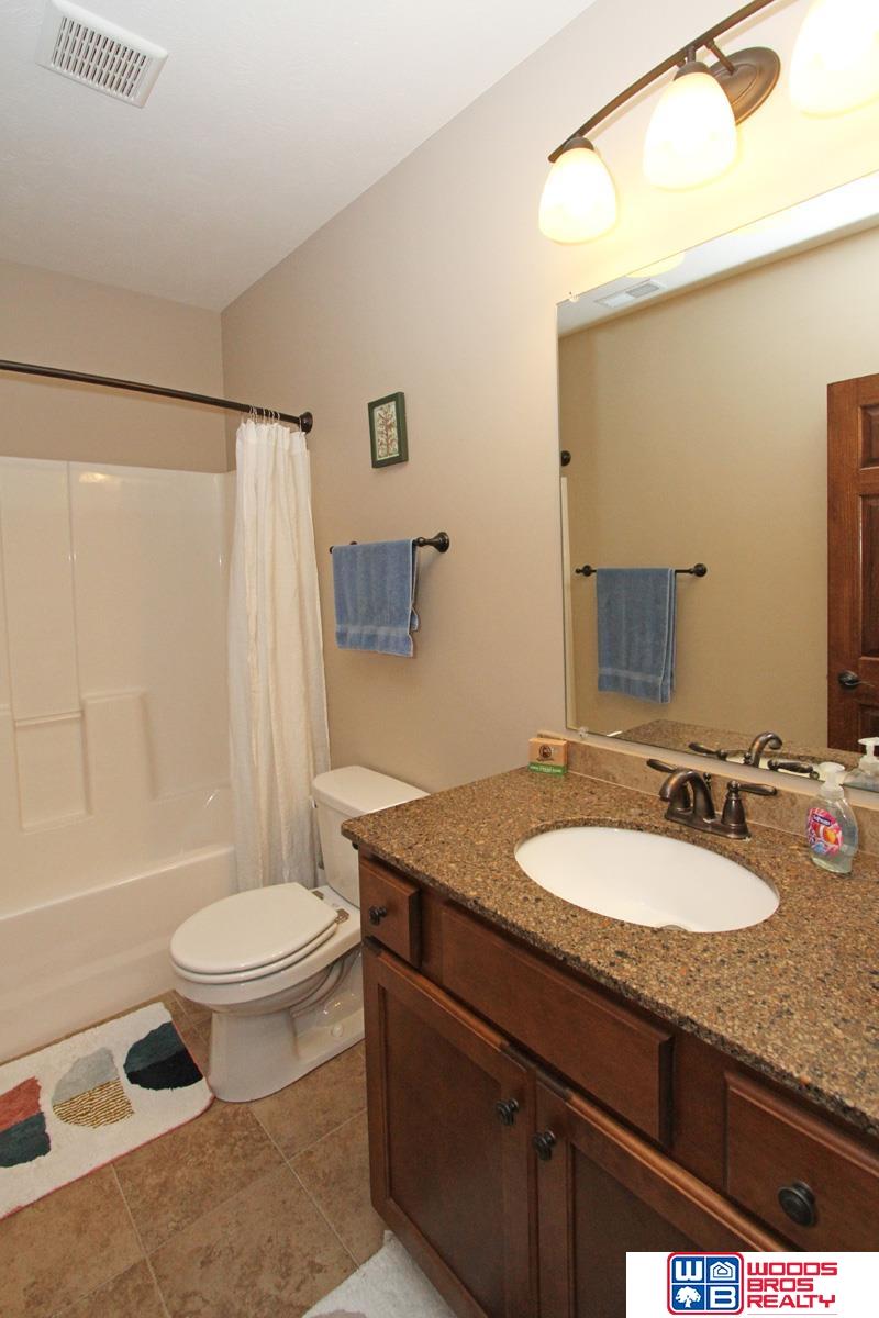 2736 Shadowbrook Drive