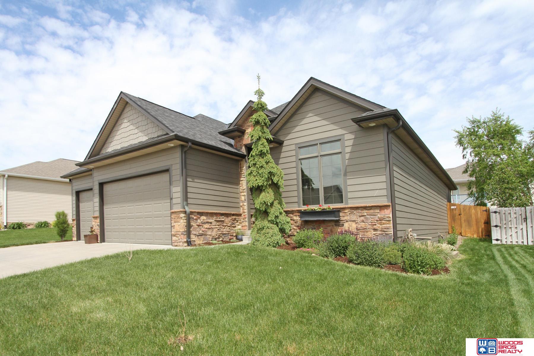 2736 Shadowbrook Drive