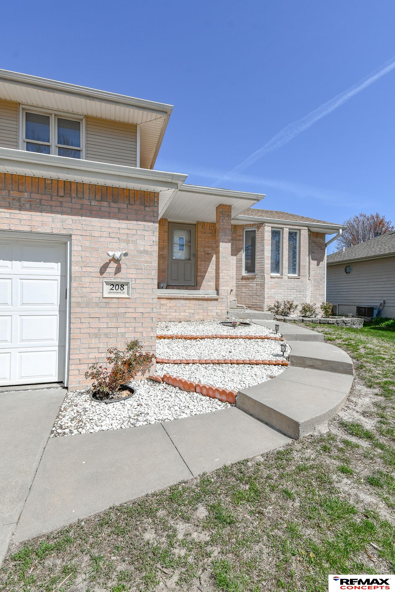 208 Groveland Street