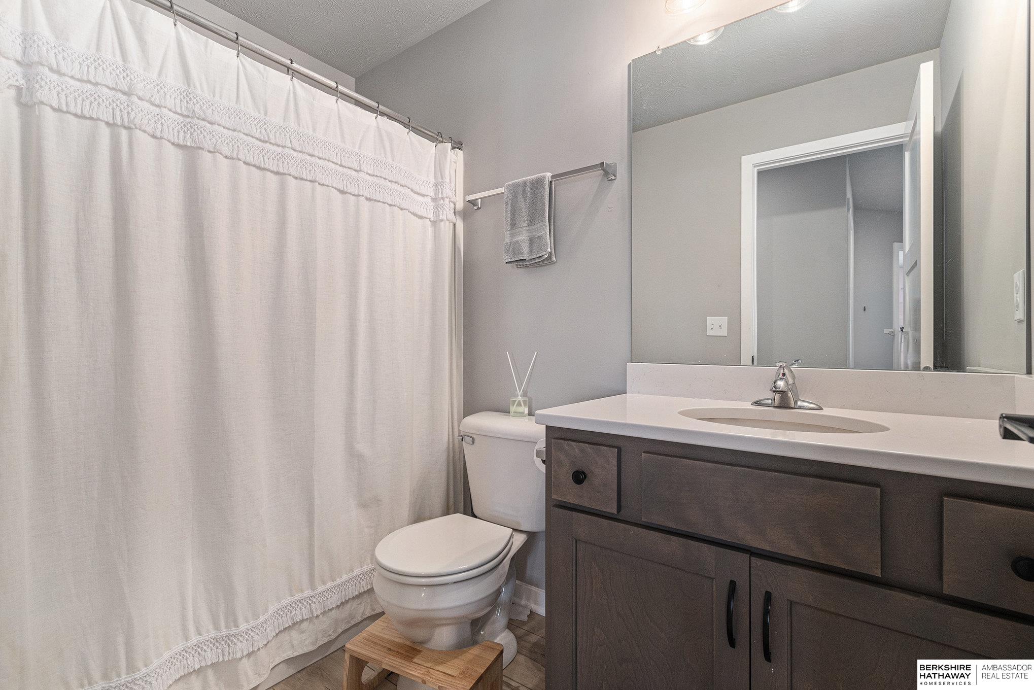 17805 Palisades Drive