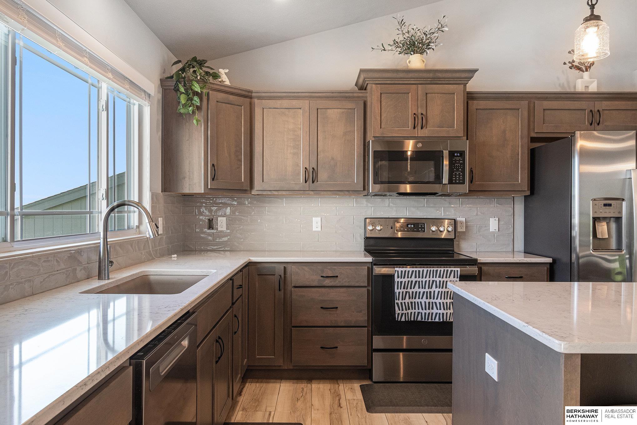 17805 Palisades Drive