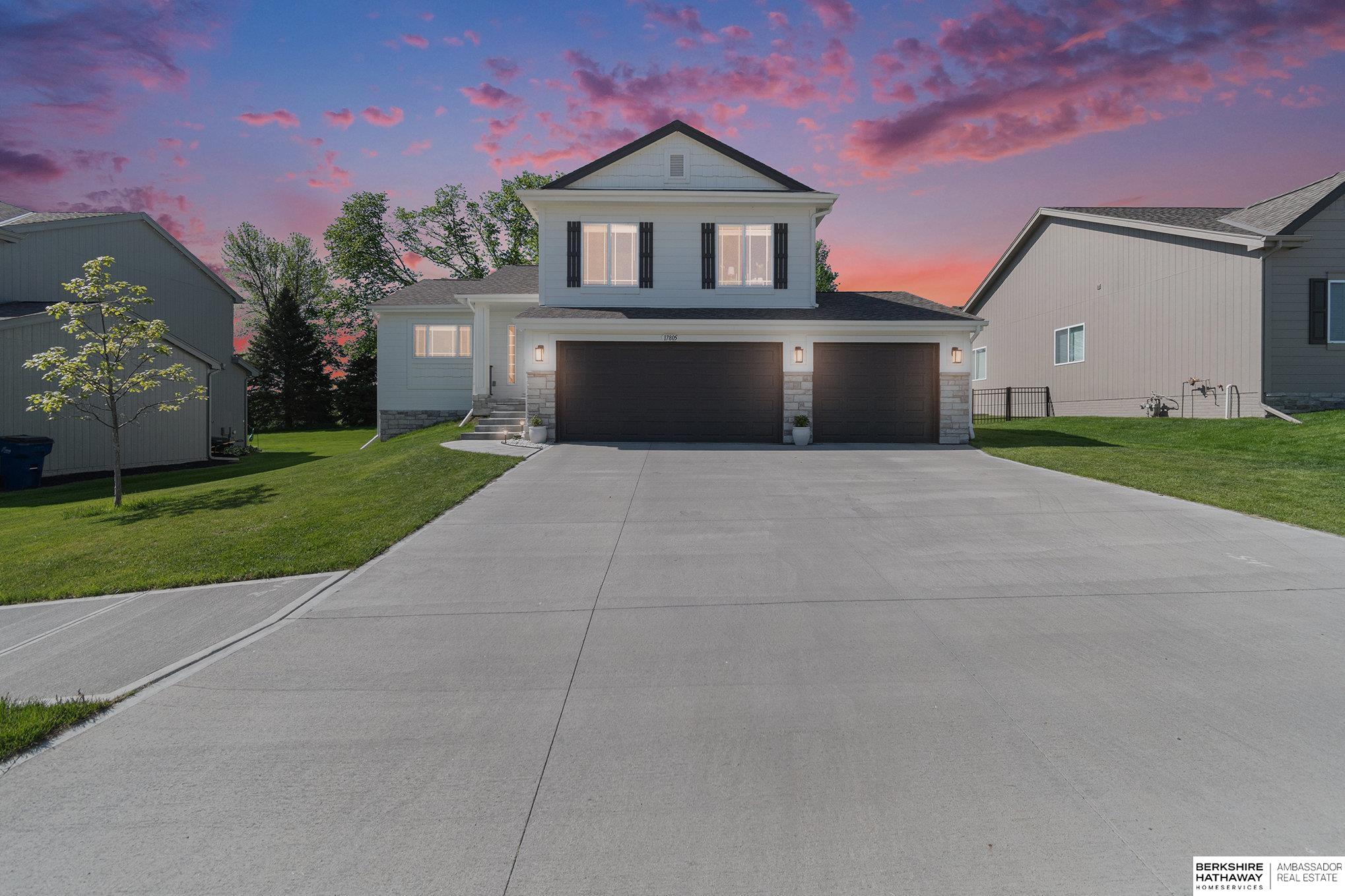 17805 Palisades Drive