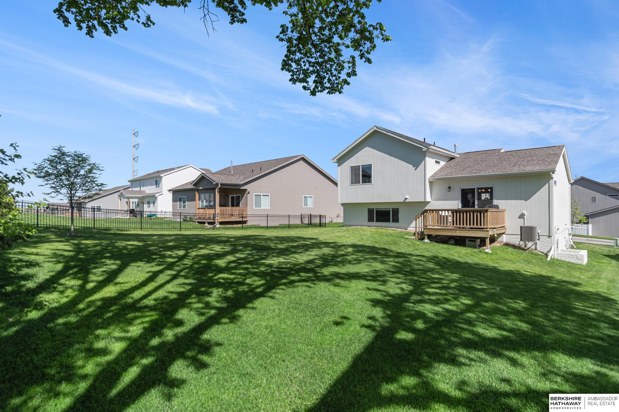 17805 Palisades Drive