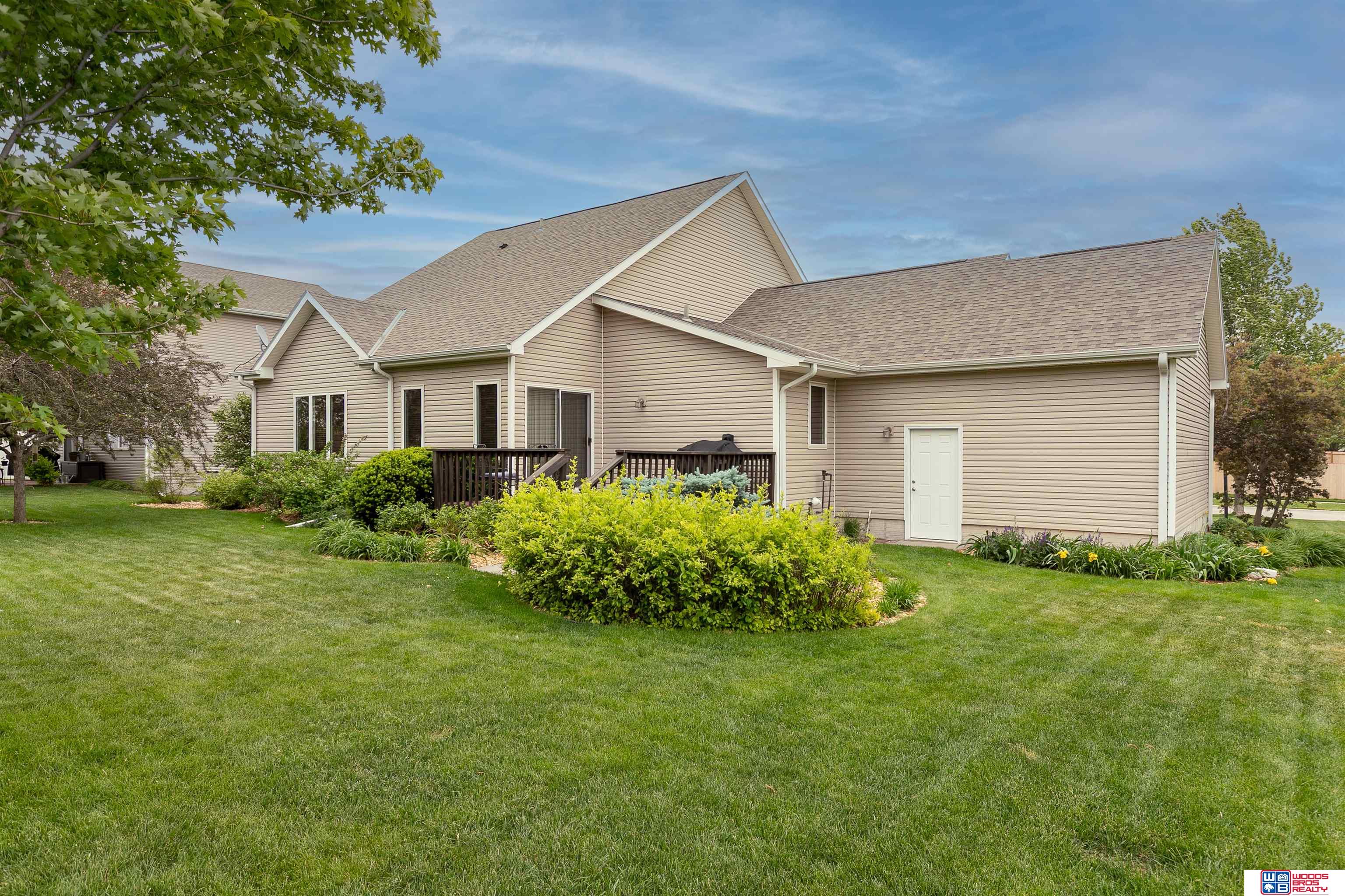 9550 Forest Glen Drive