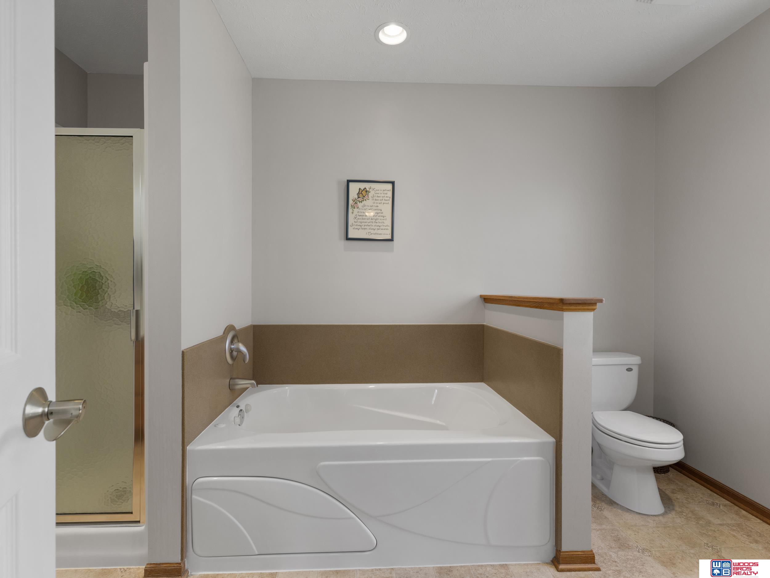 9550 Forest Glen Drive