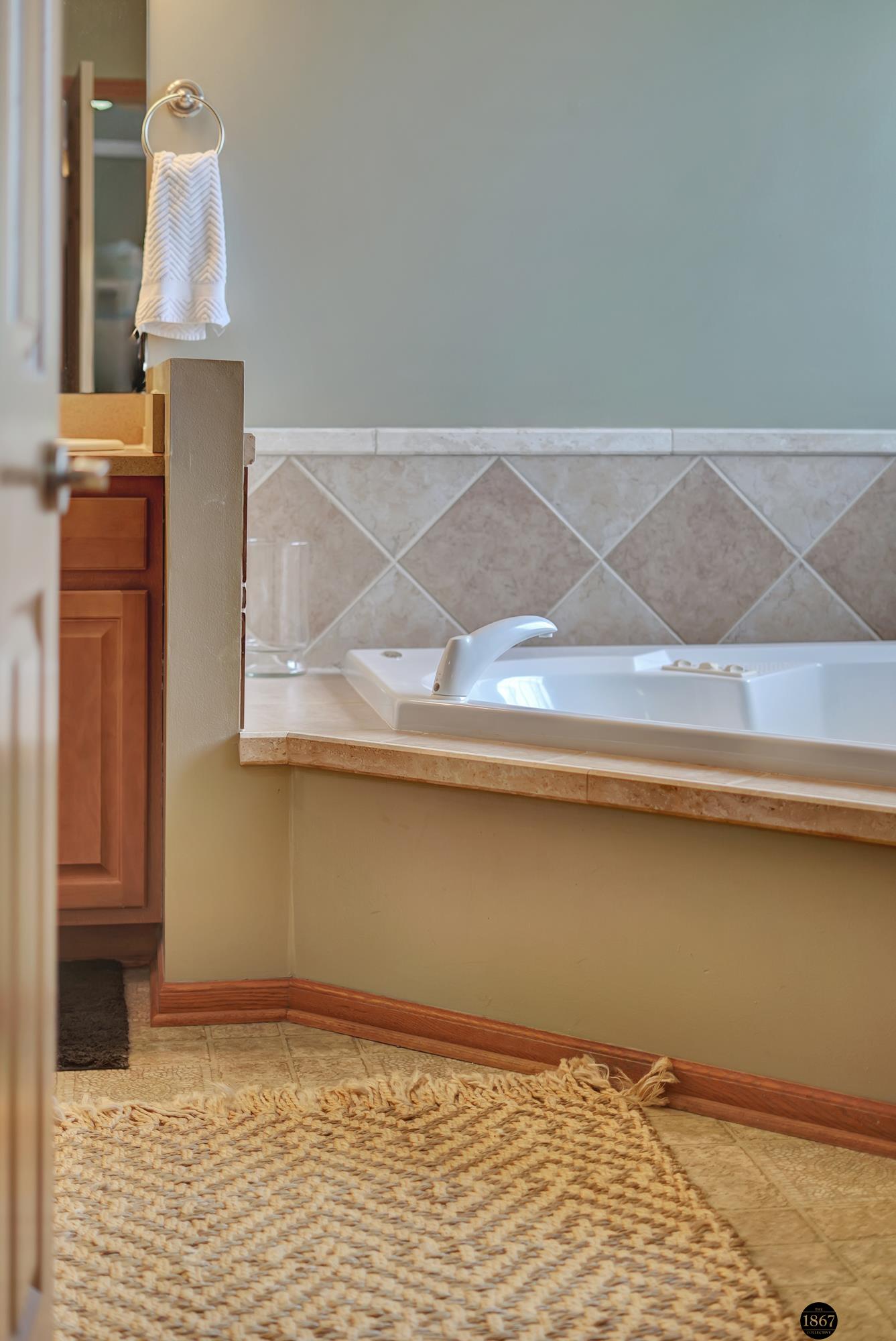 2435 Grainger Parkway