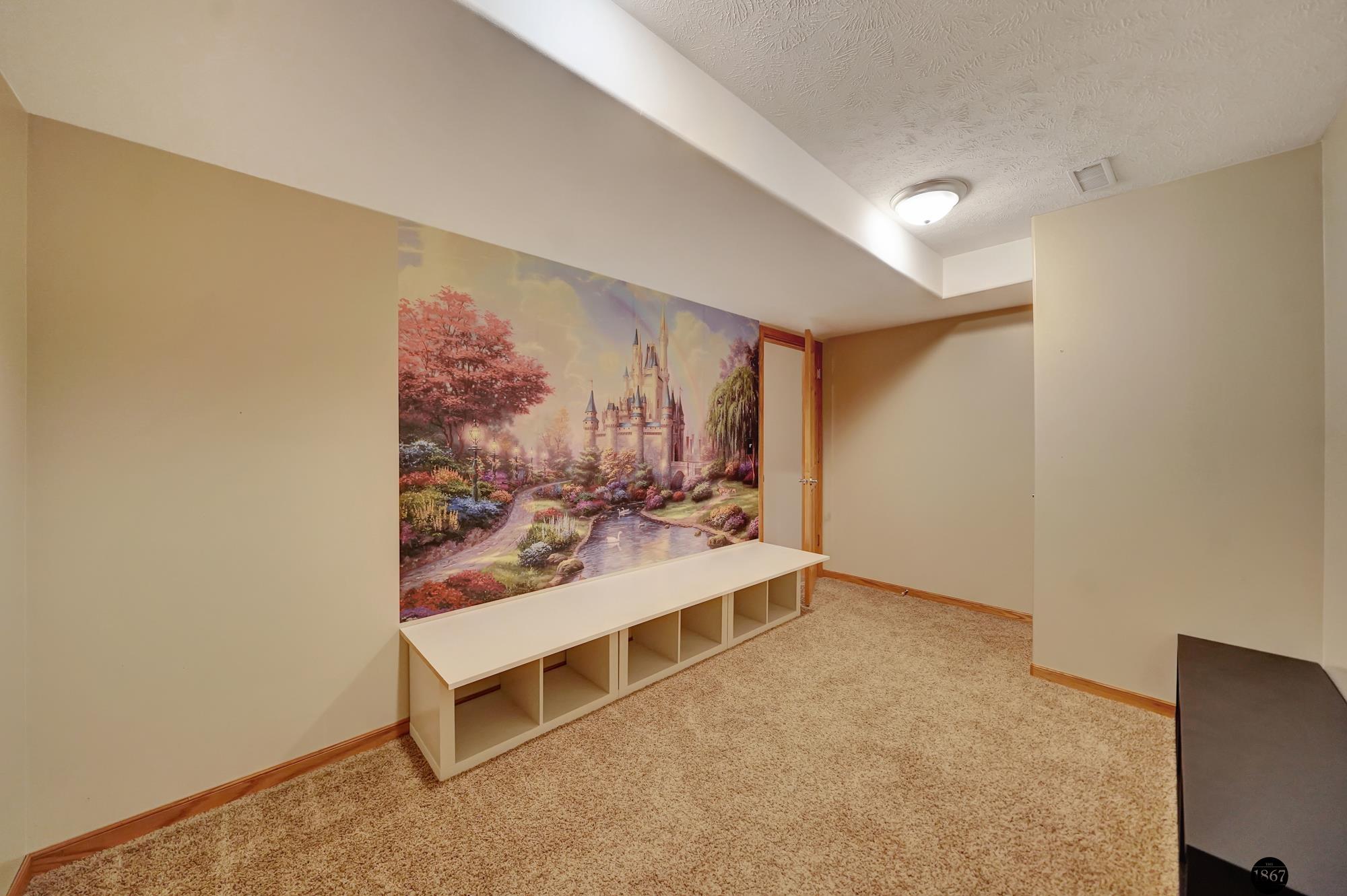 2435 Grainger Parkway