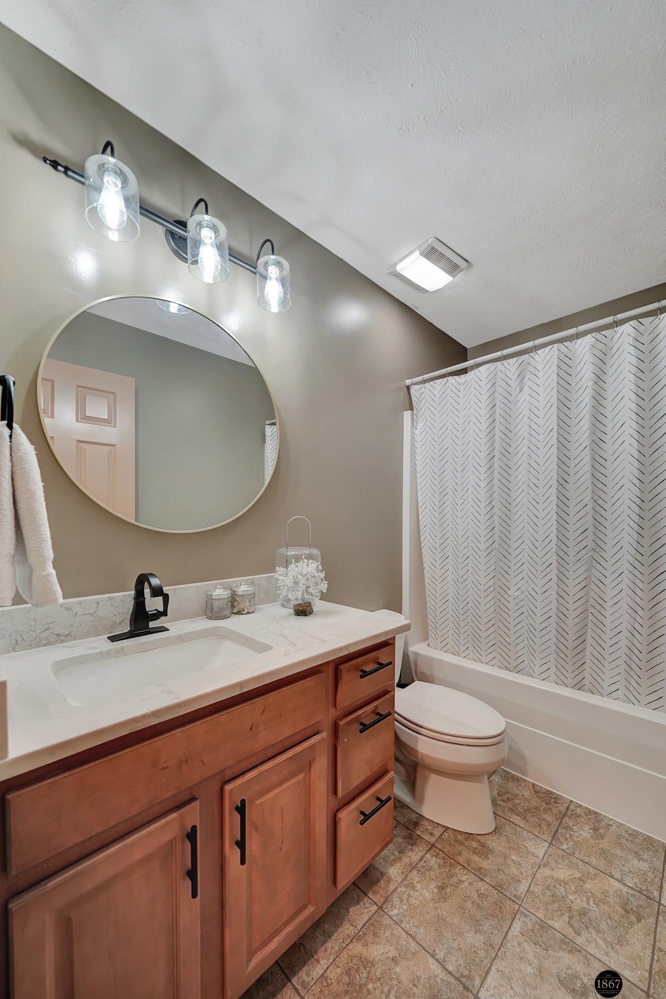 2435 Grainger Parkway