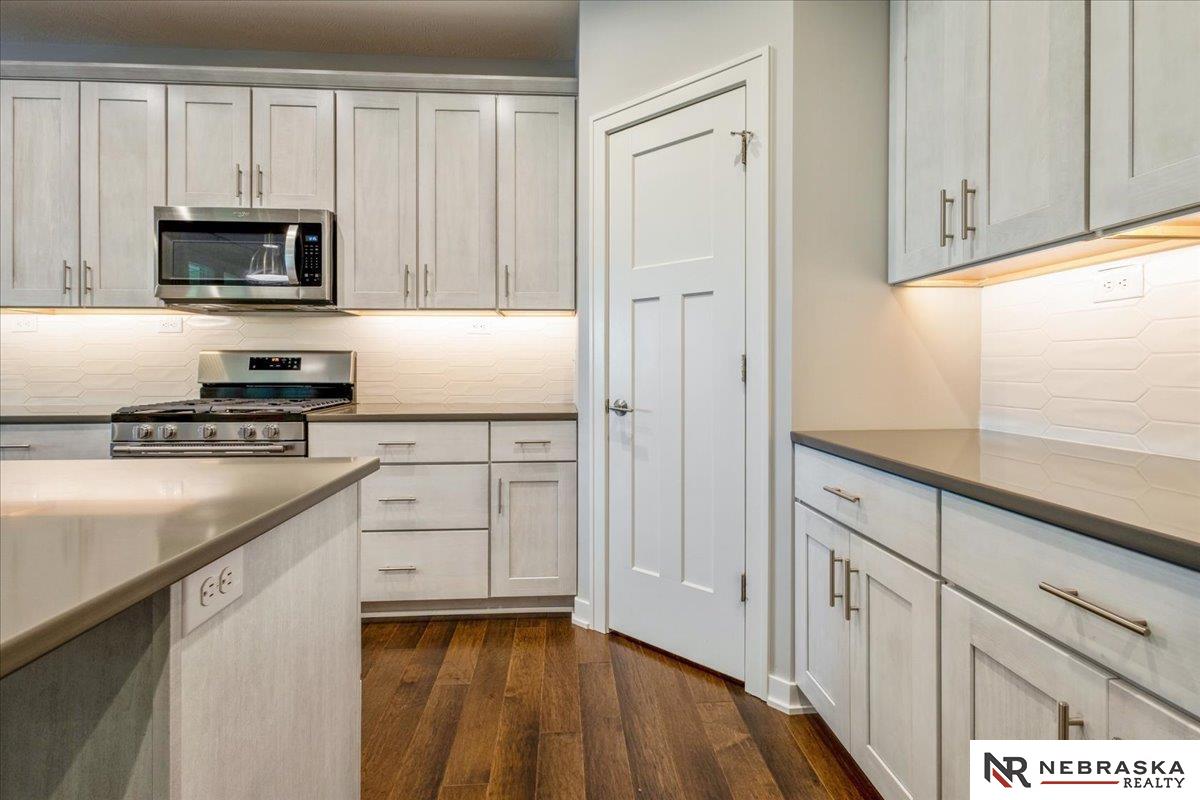 6418 Lone Tree Drive