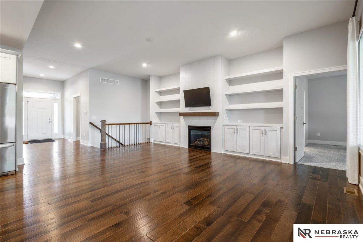 6418 Lone Tree Drive