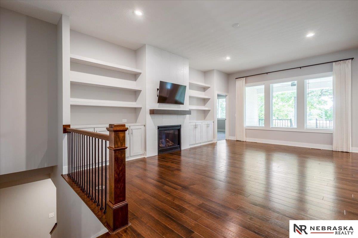 6418 Lone Tree Drive