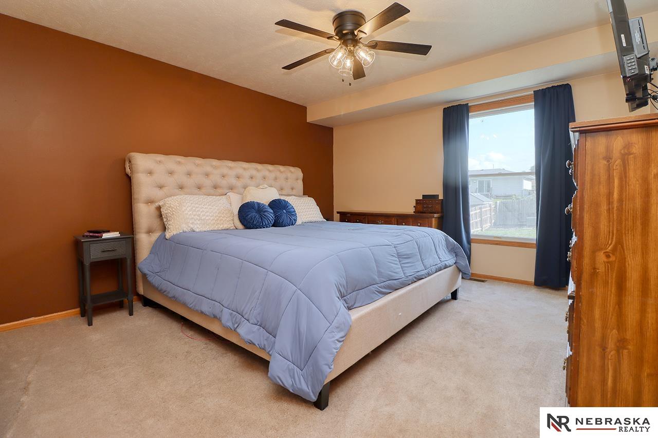 5411 W Aurora Street