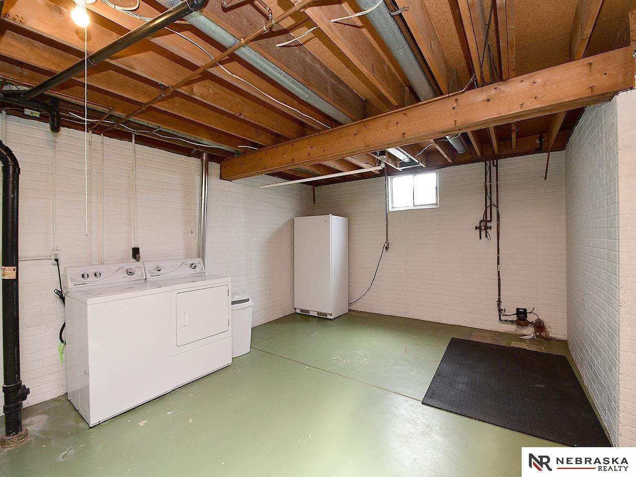 5808 Brookview Drive