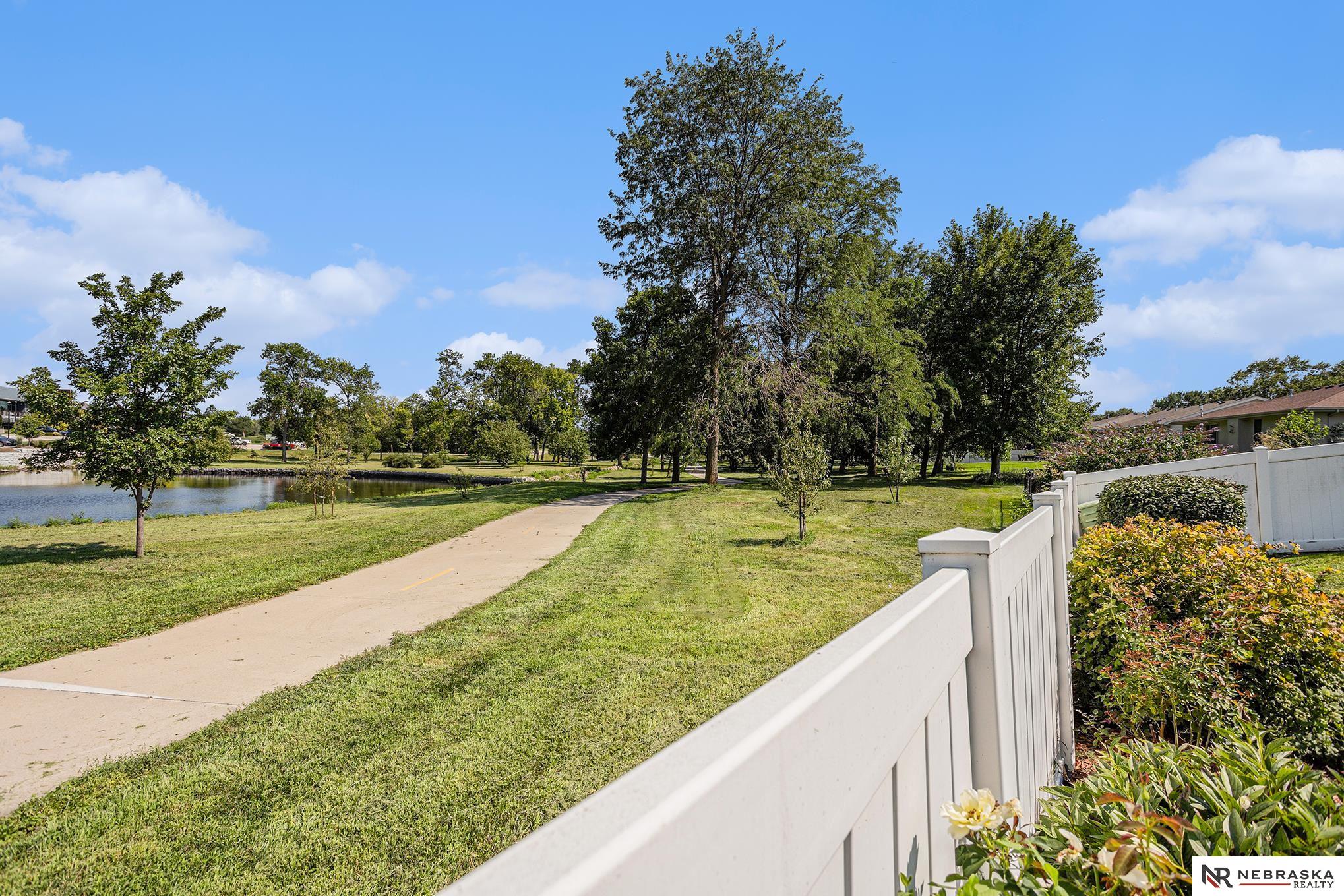 5200 Betty Lou Boulevard