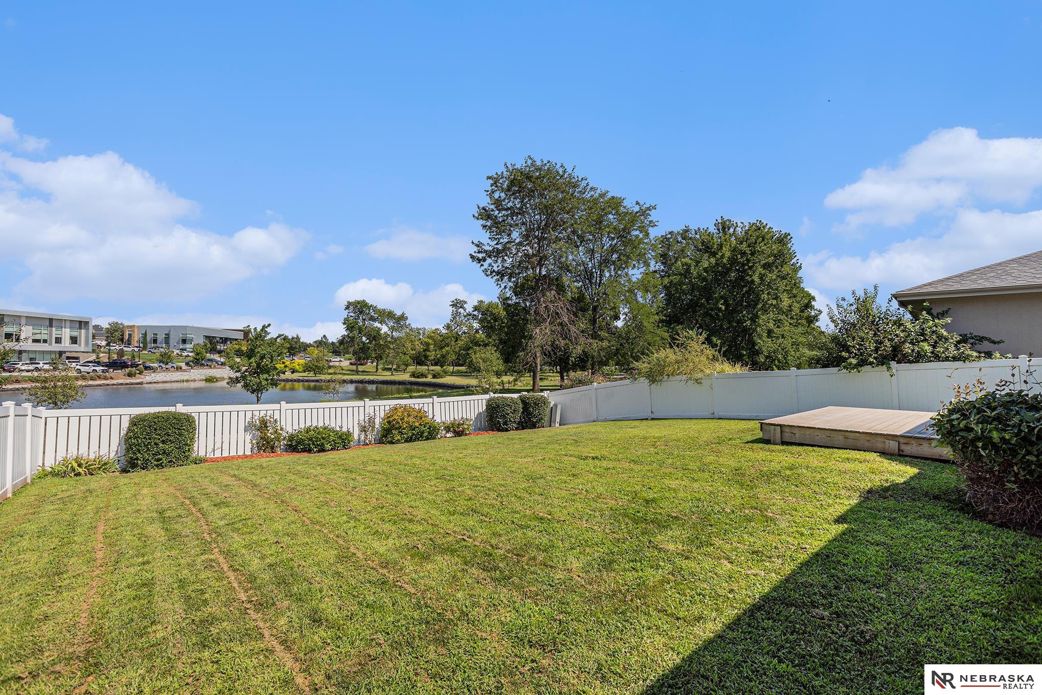 5200 Betty Lou Boulevard