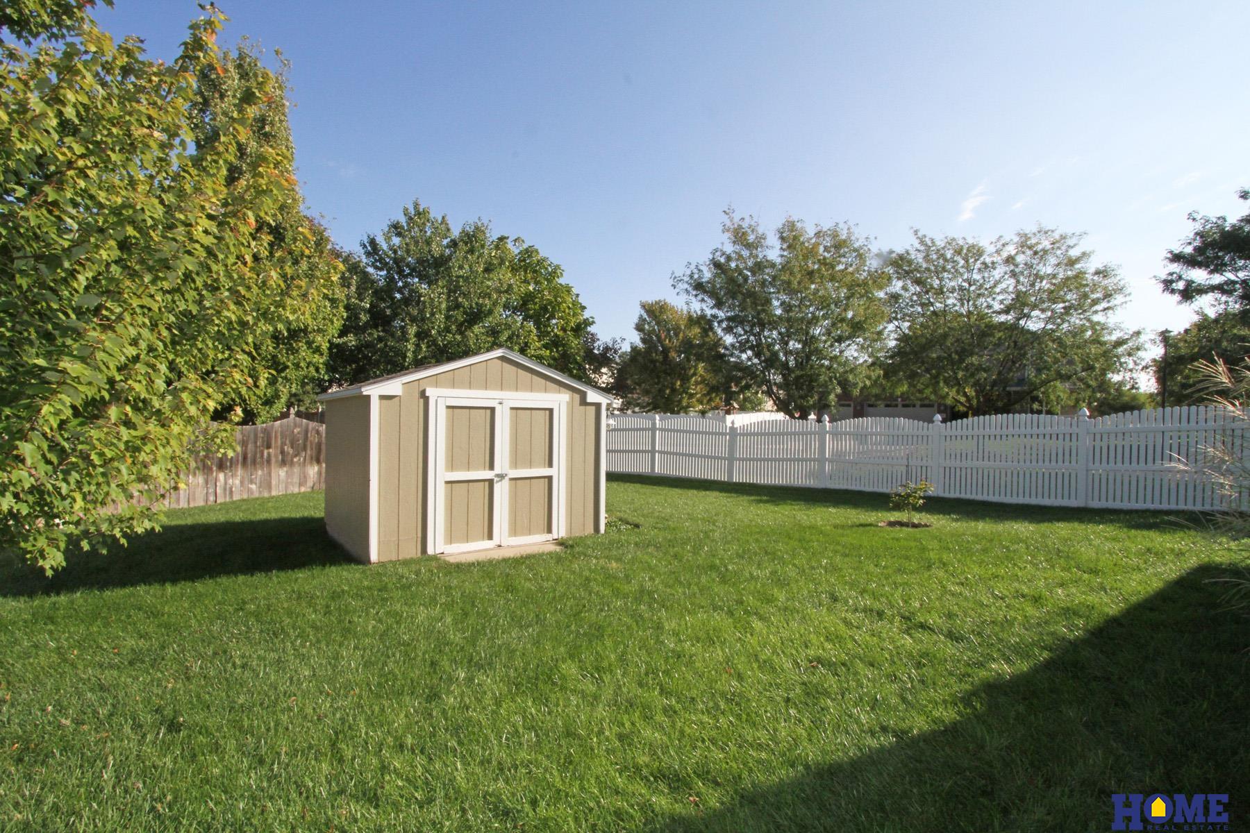 8005 LaytonJohn Lane