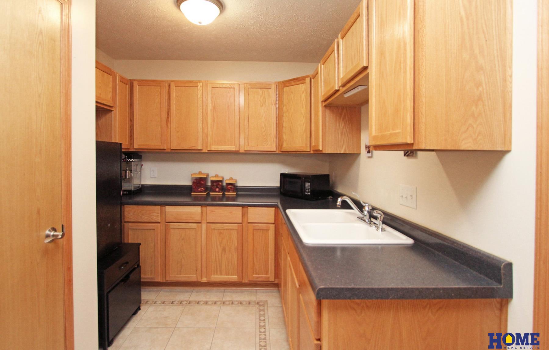 8005 LaytonJohn Lane