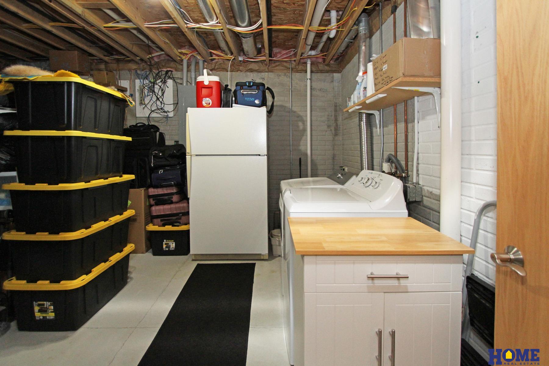 8005 LaytonJohn Lane