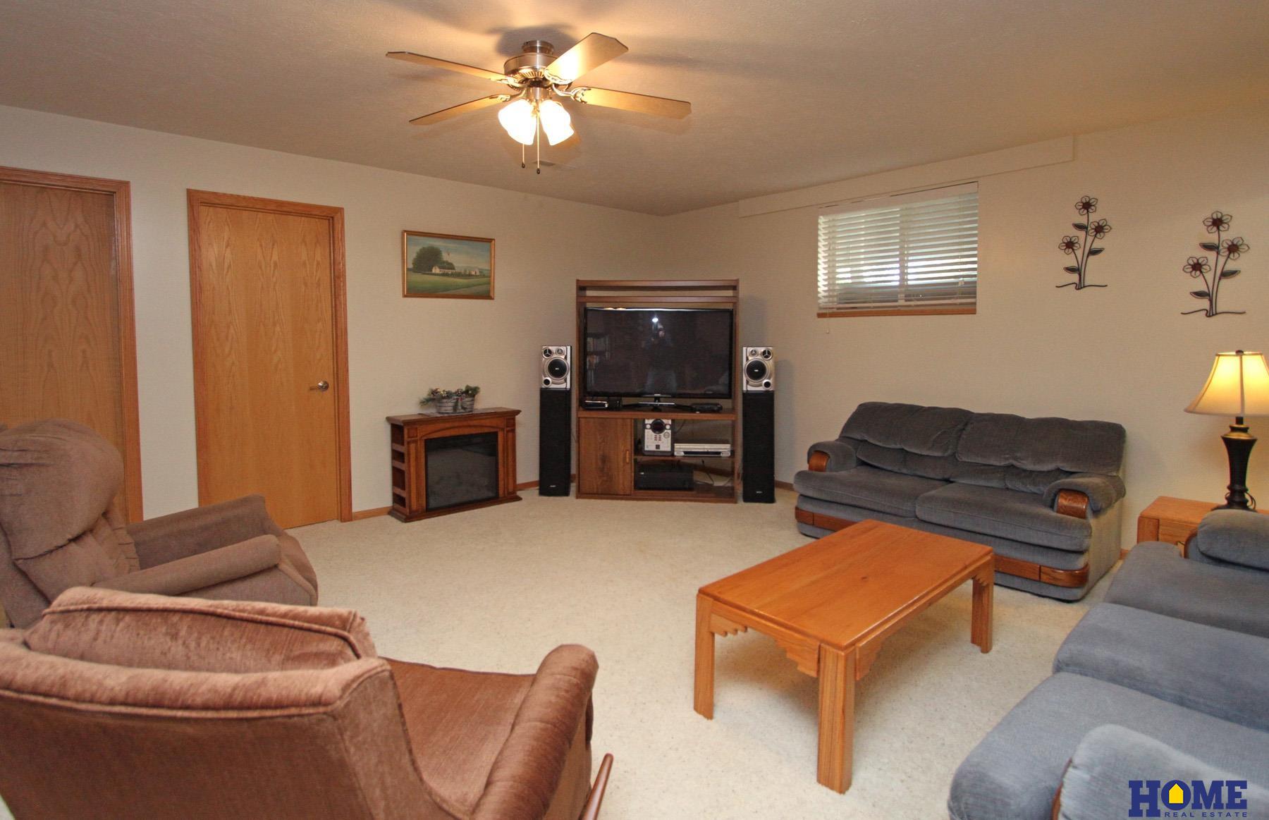 8005 LaytonJohn Lane