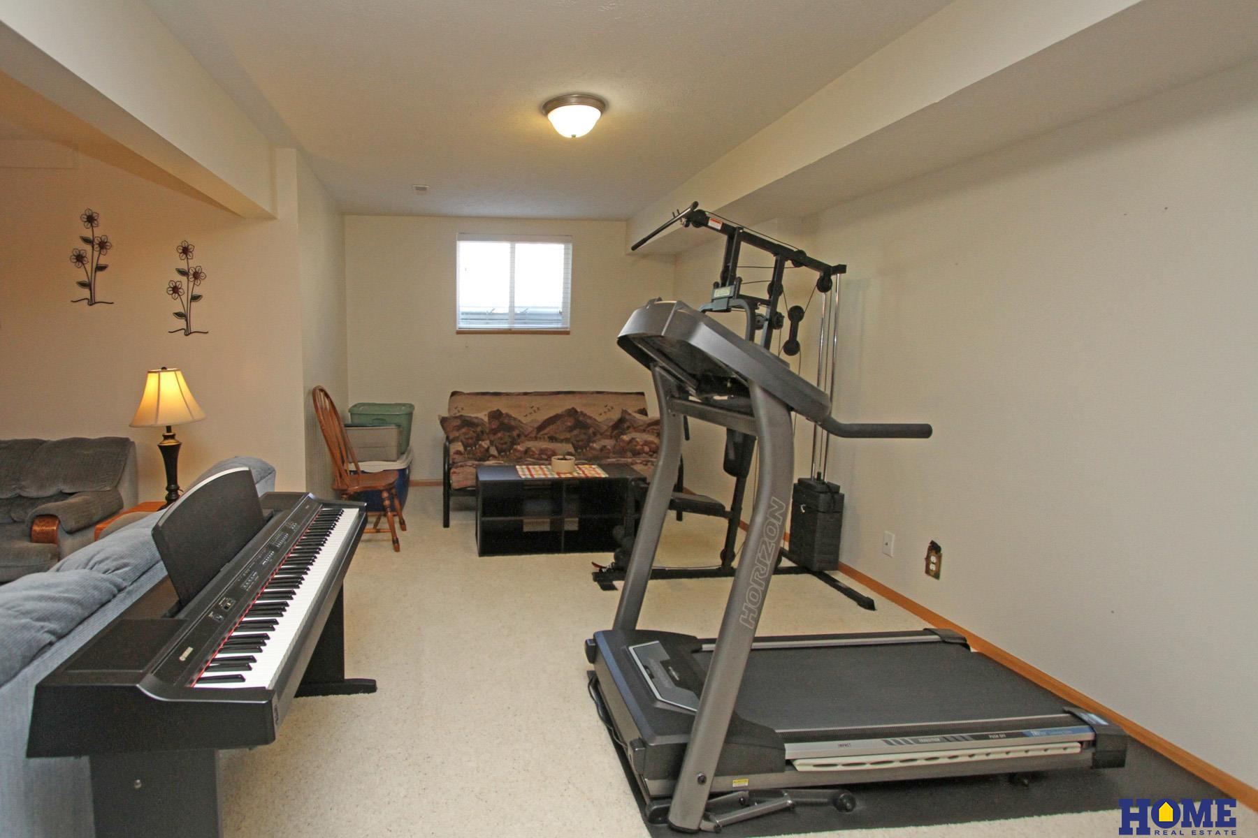 8005 LaytonJohn Lane