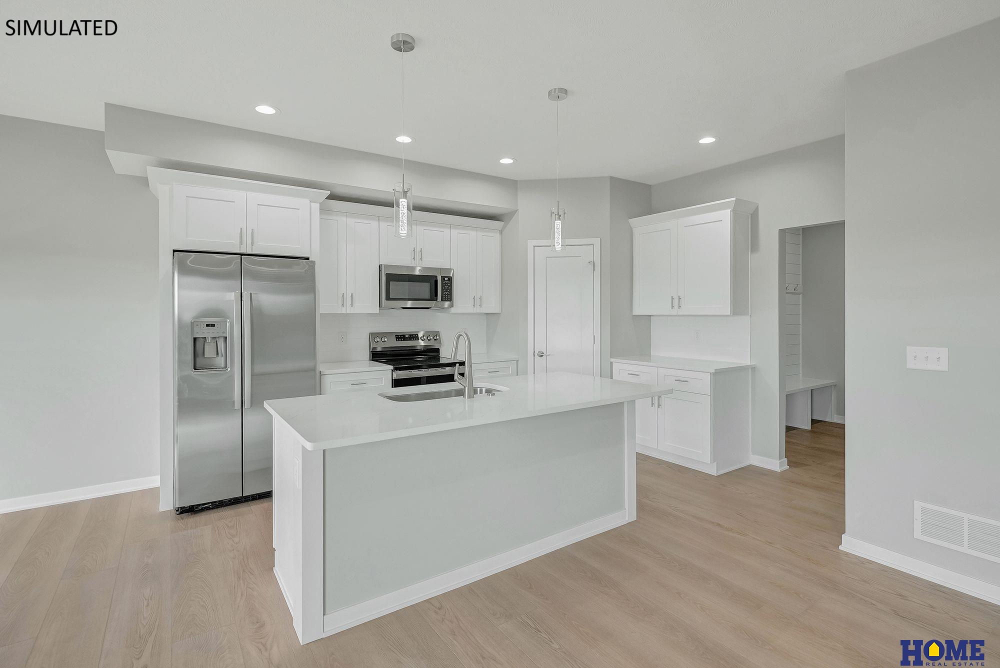 205 W Cowdrey Lane