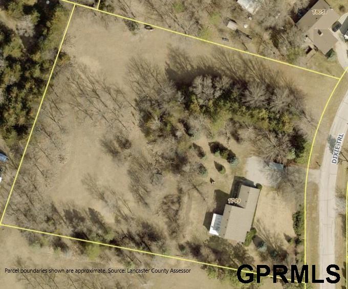 1749 Dixie Trail
