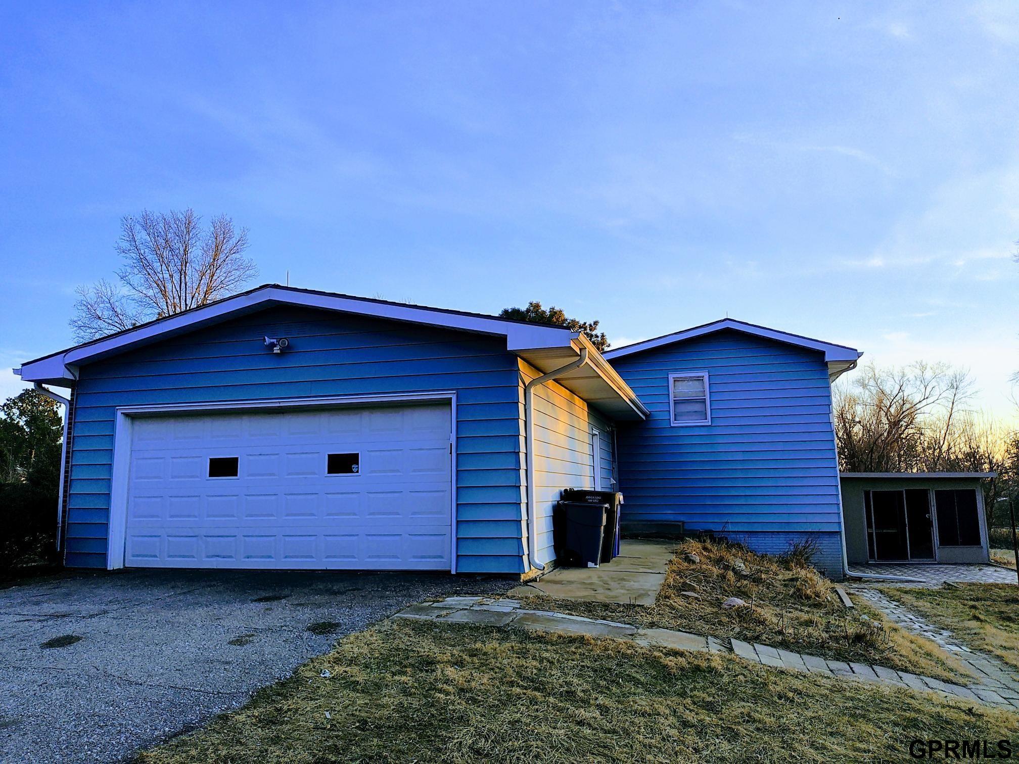 1749 Dixie Trail
