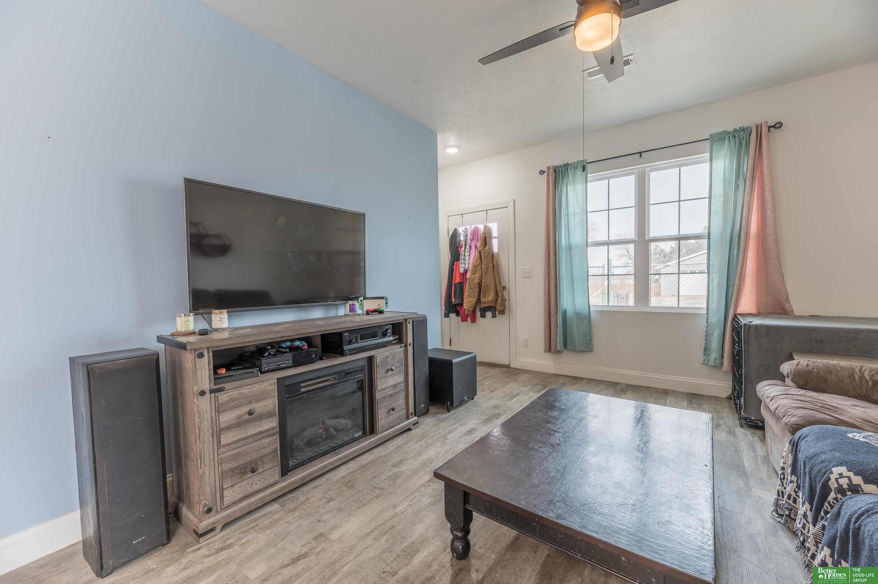 102 E 2nd Street