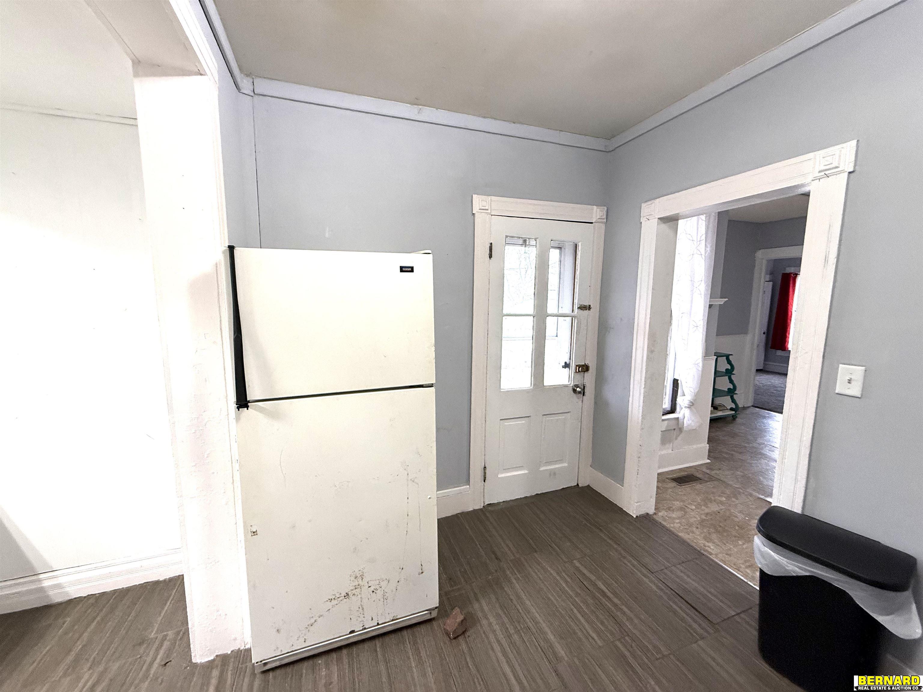 106 W Church Street