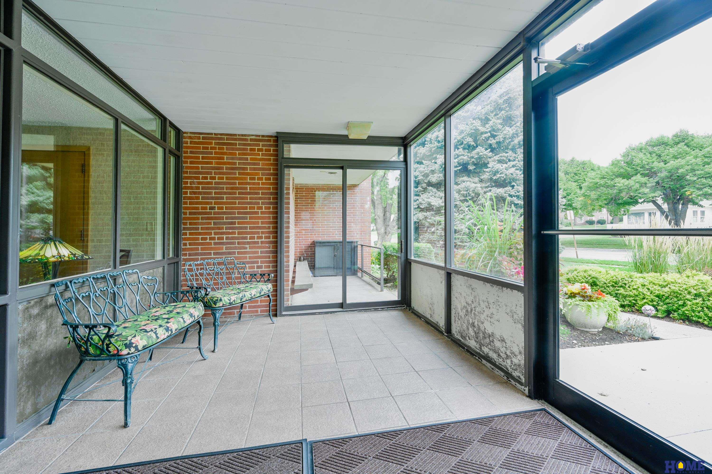 1540 N Cotner Boulevard # B403