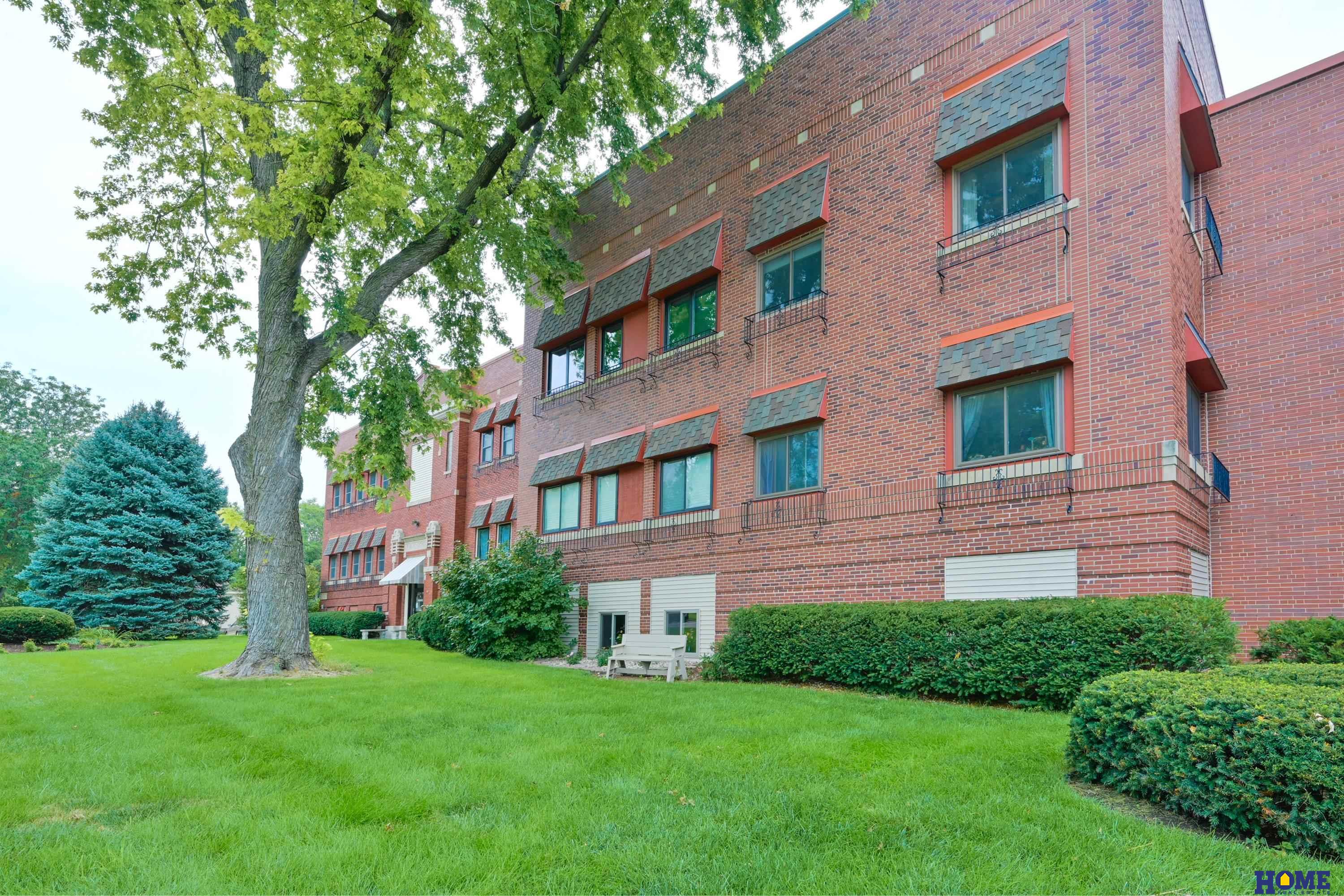 1540 N Cotner Boulevard # B403
