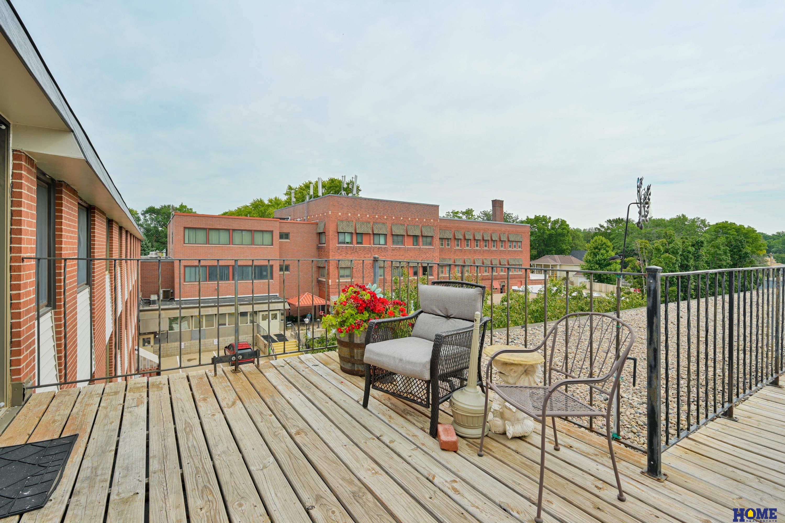 1540 N Cotner Boulevard # B403
