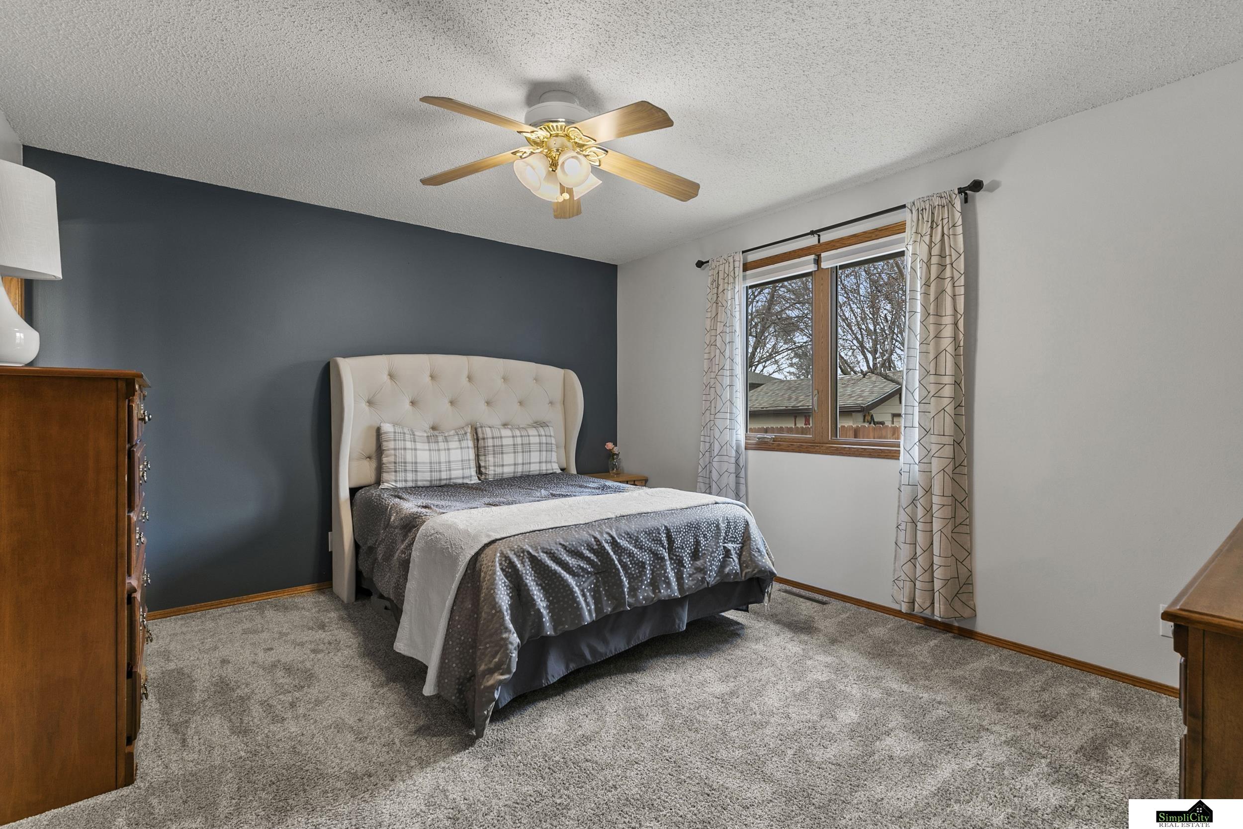 803 N 86Th Street