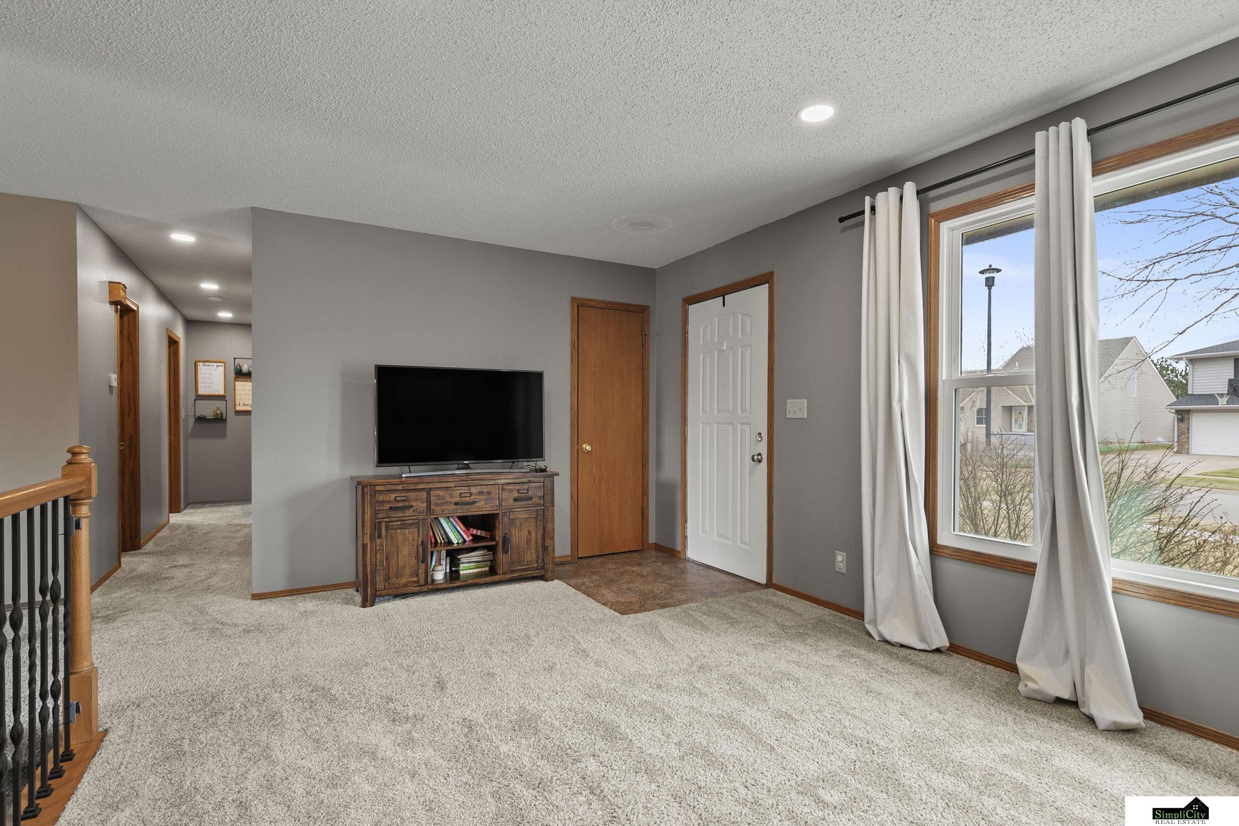 803 N 86Th Street