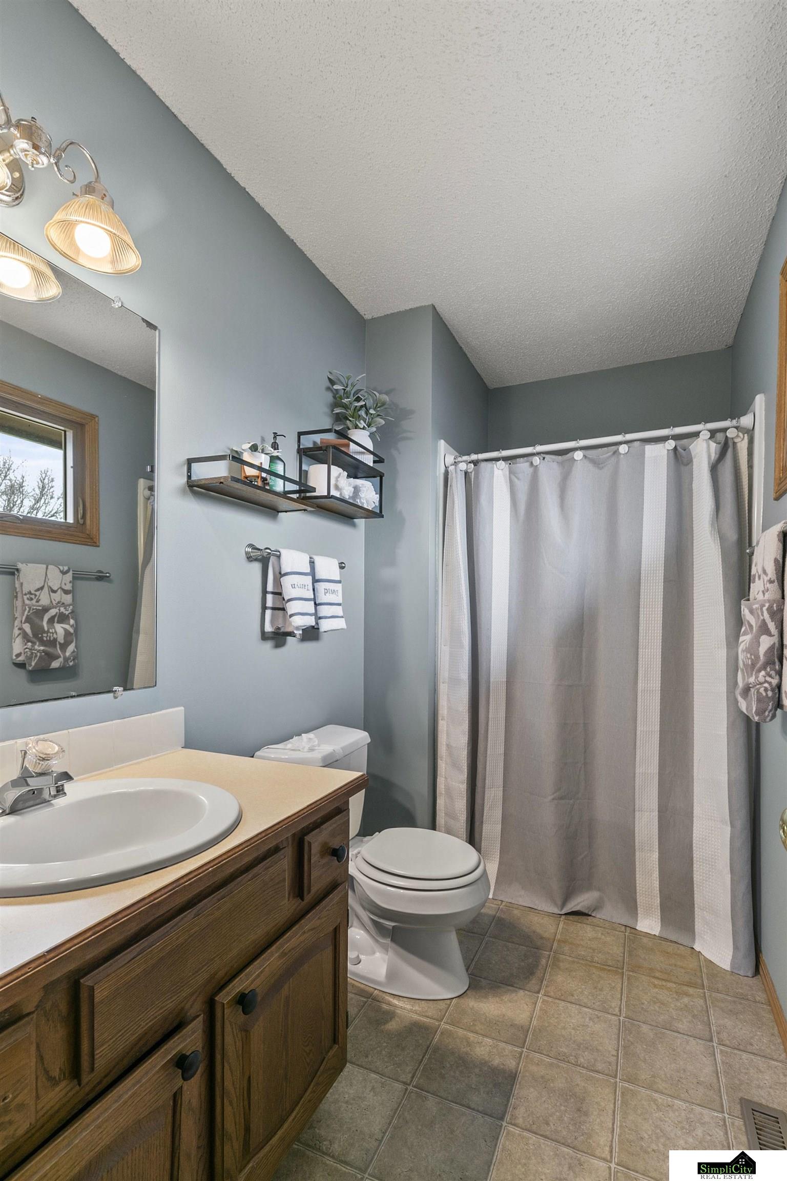 803 N 86Th Street