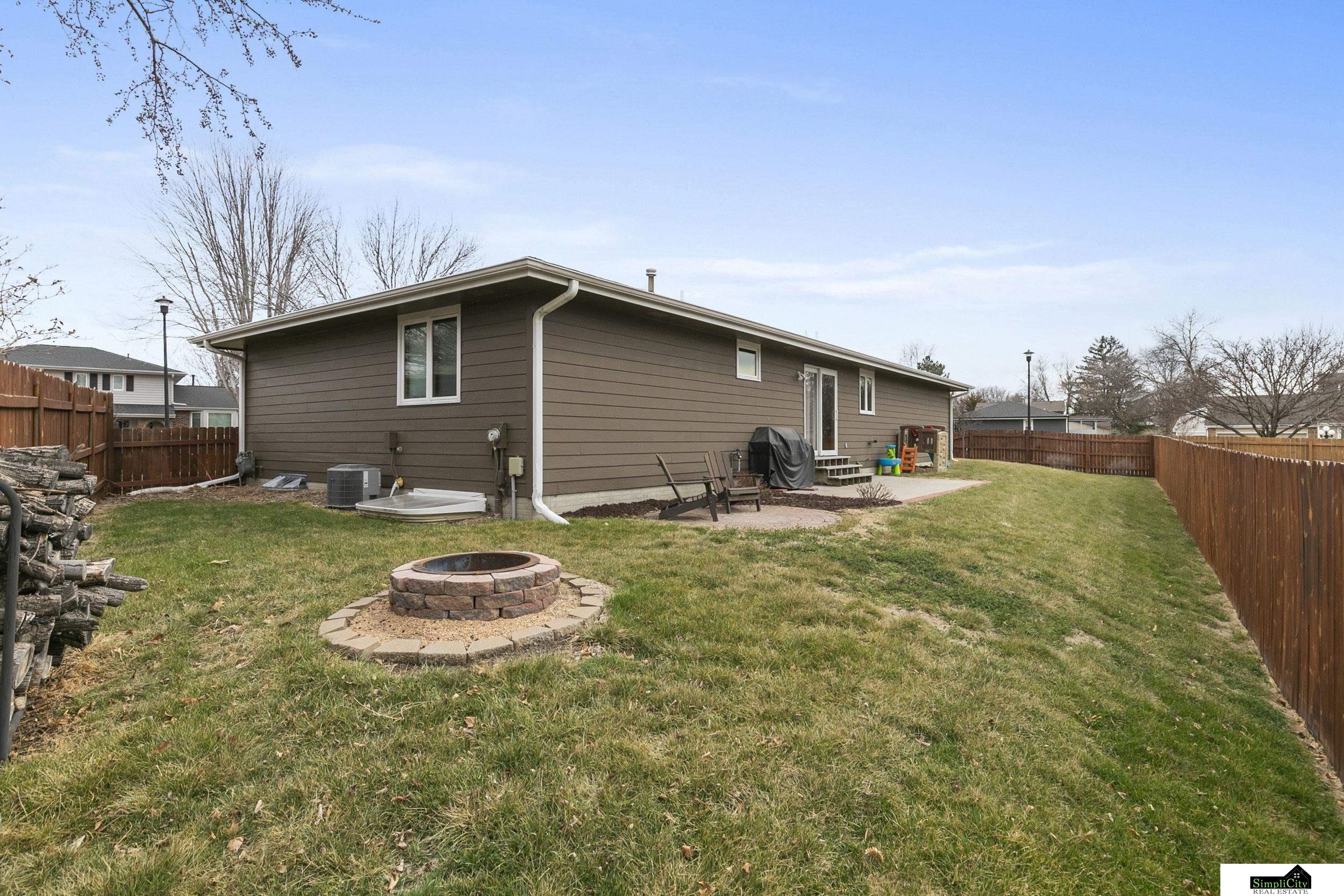 803 N 86Th Street